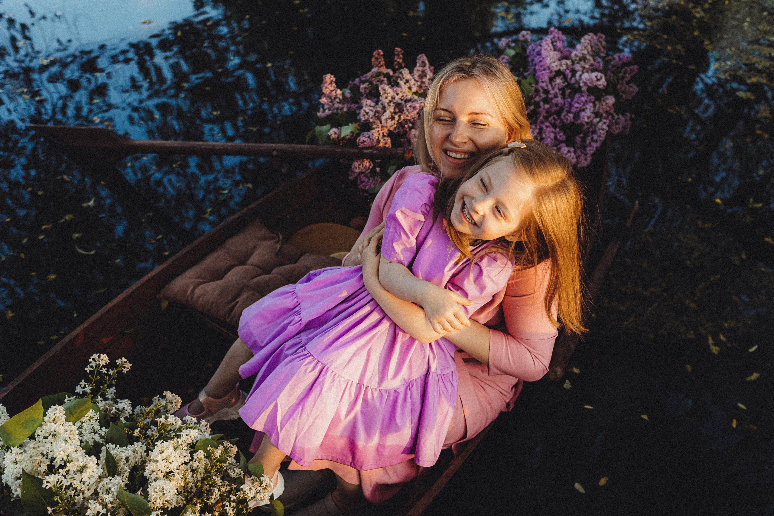 Валя, Аня и Ириска