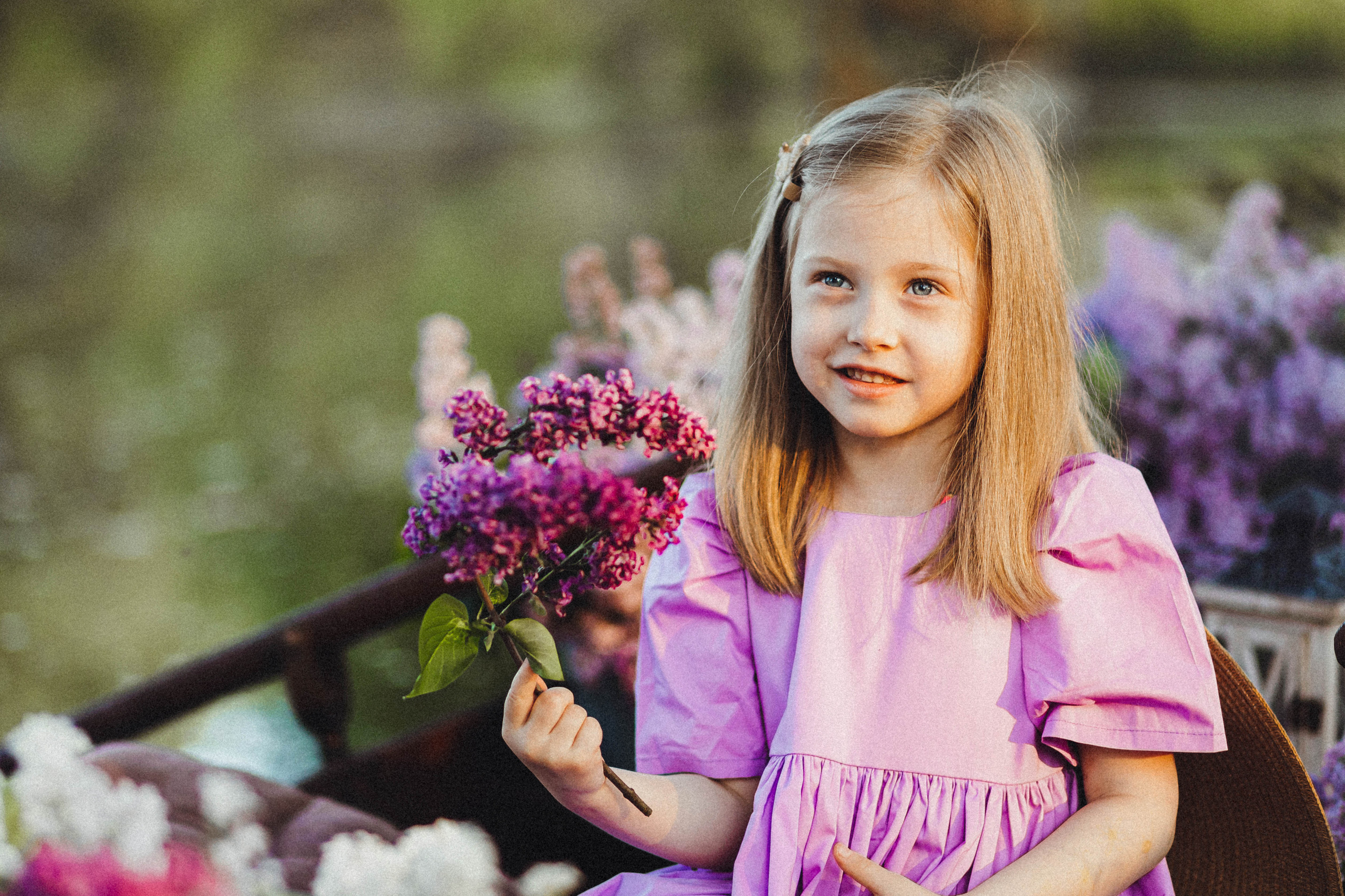 Валя, Аня и Ириска