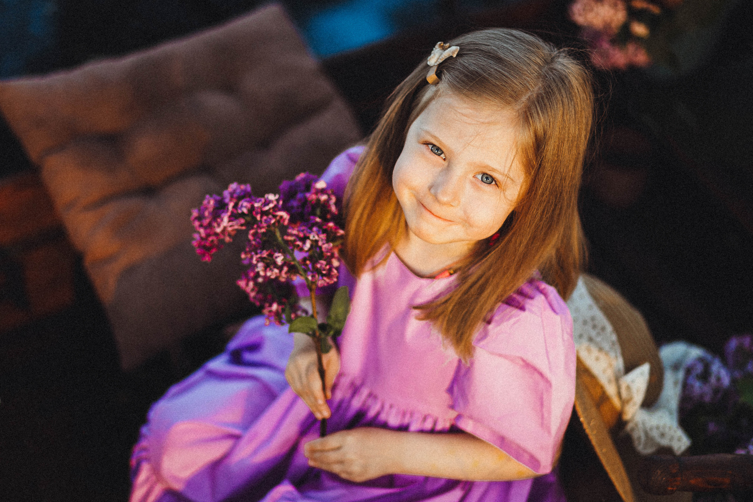 Валя, Аня и Ириска