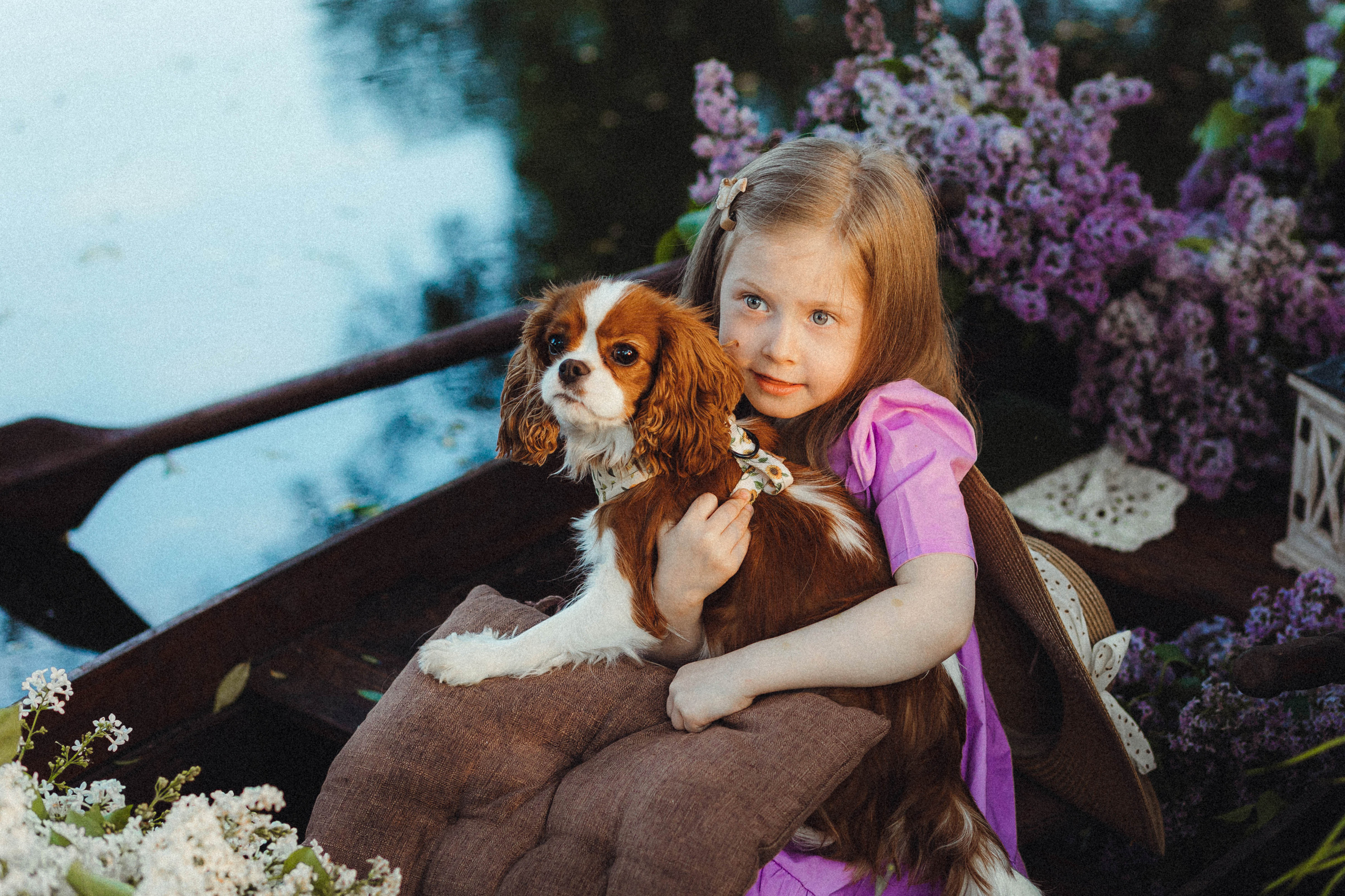 Валя, Аня и Ириска