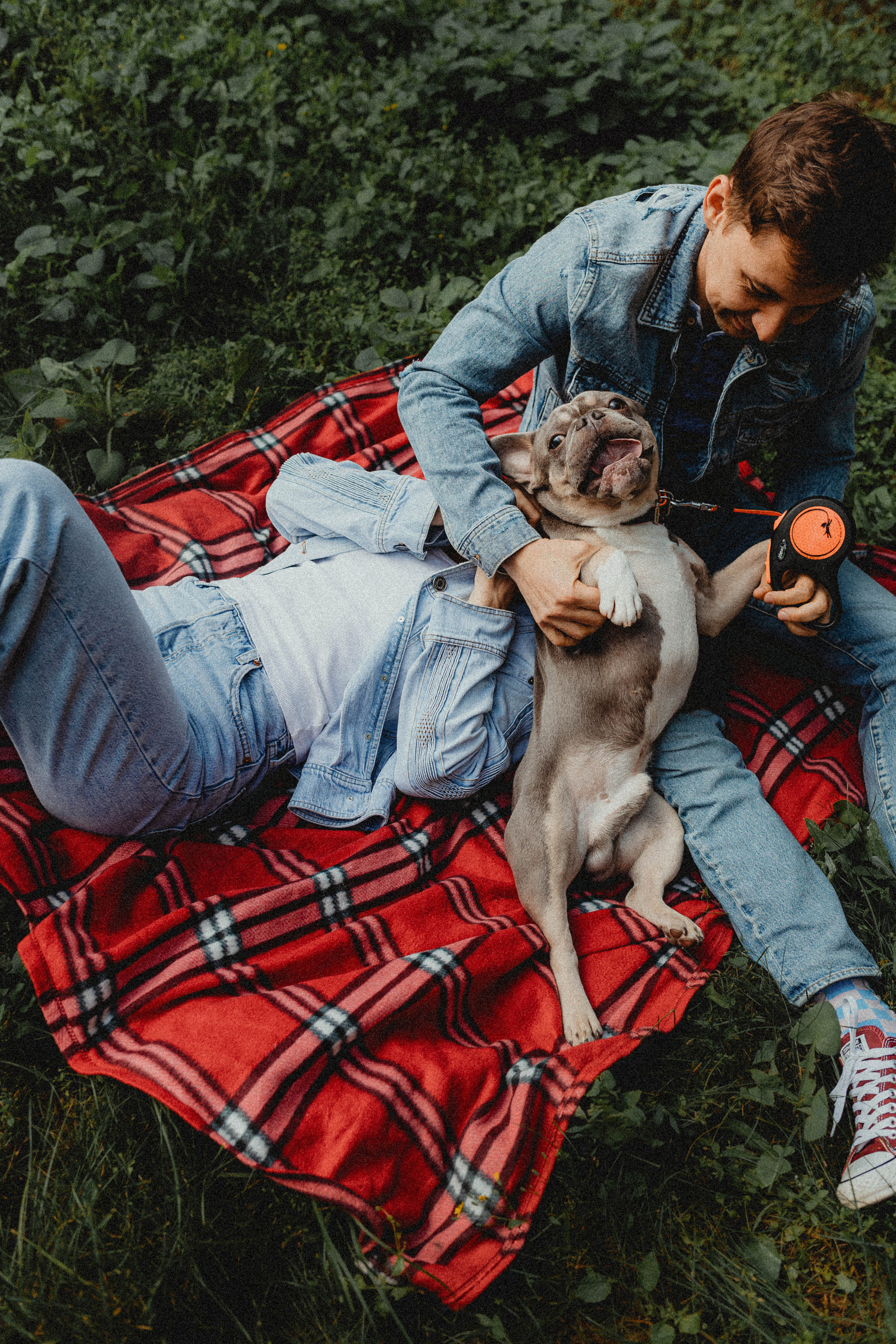 Регина, Сережа и Шелдон