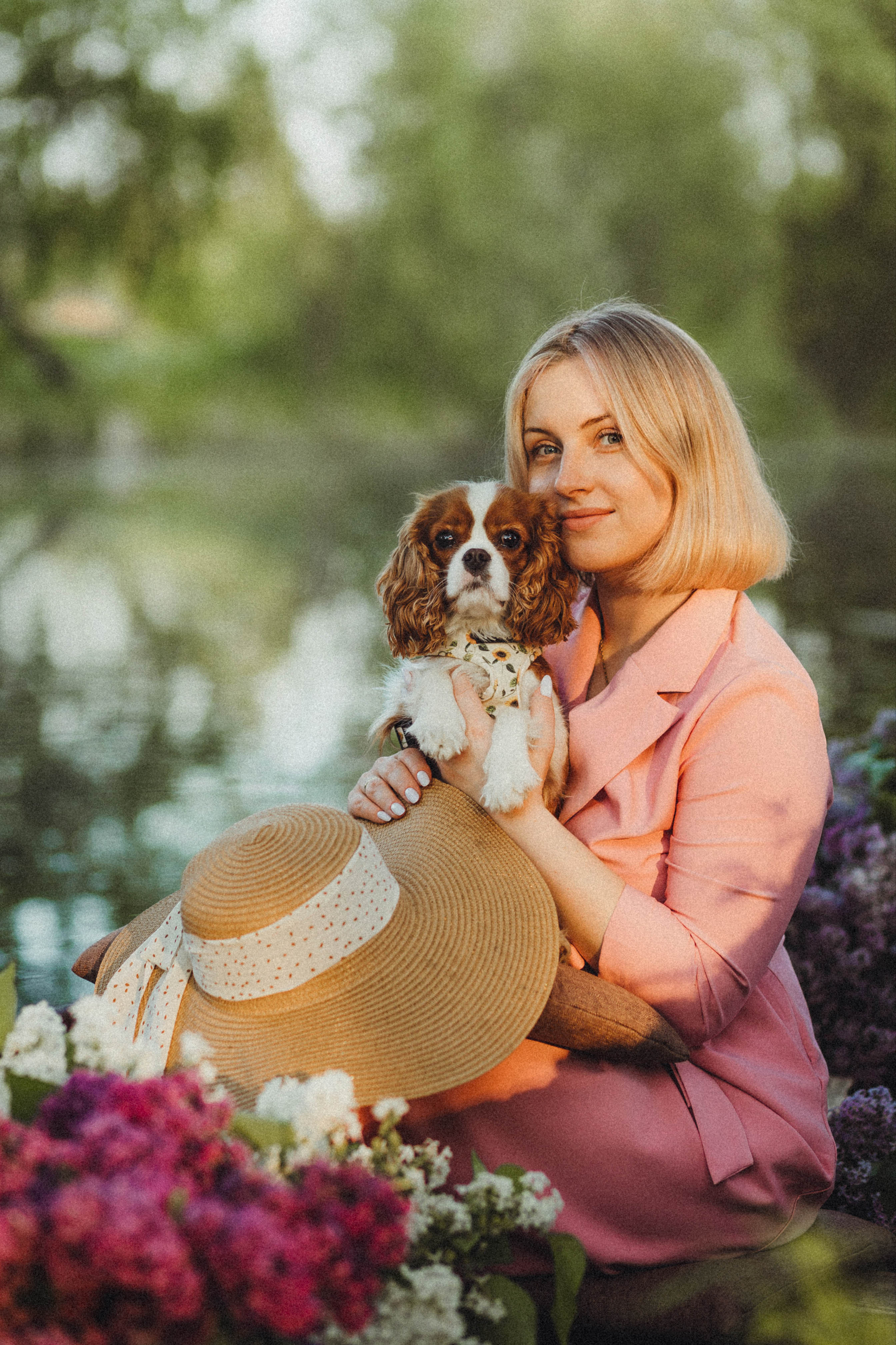 Валя, Аня и Ириска