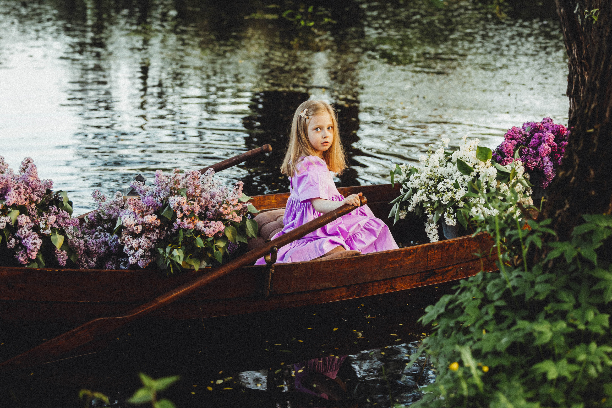 Валя, Аня и Ириска