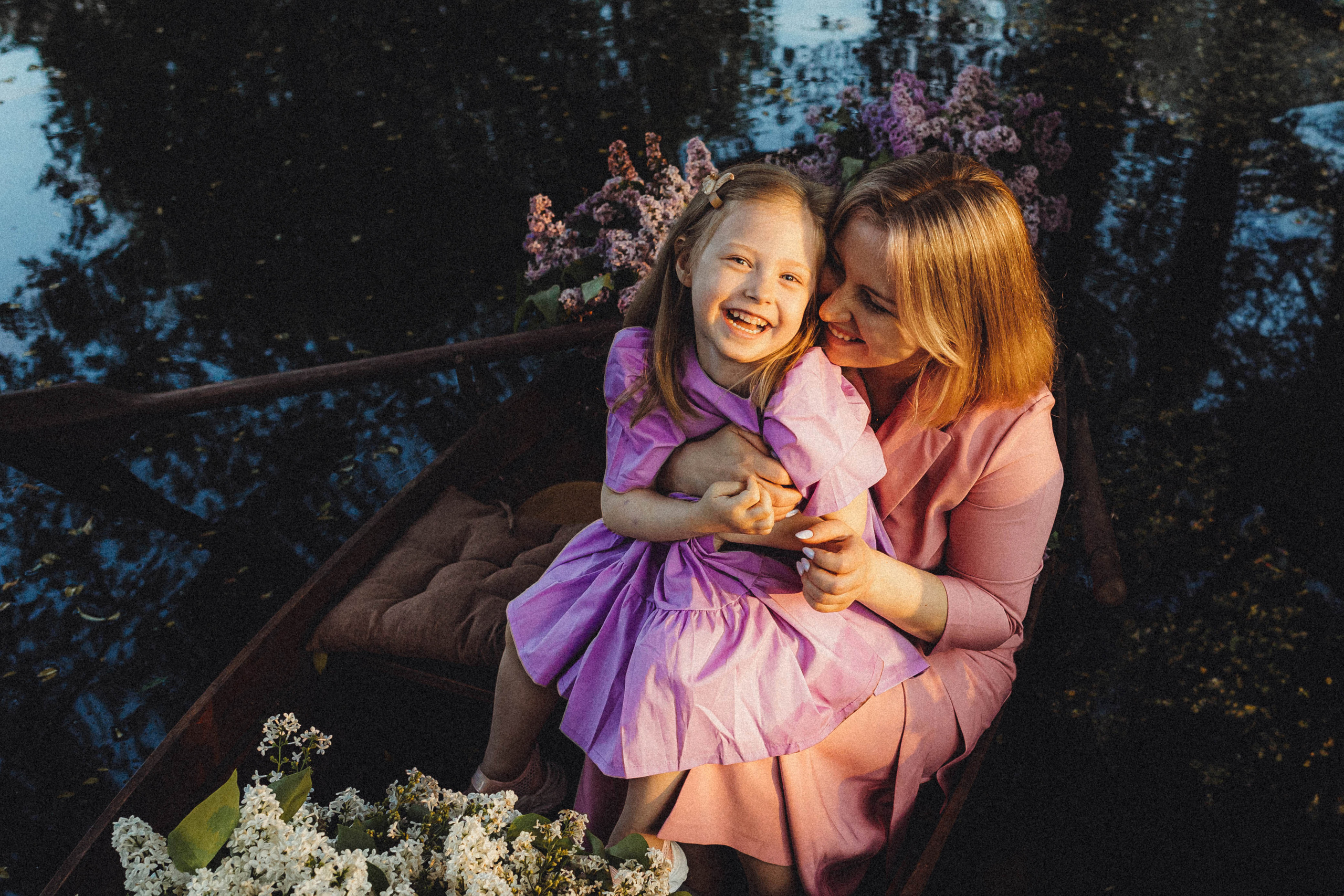 Валя, Аня и Ириска