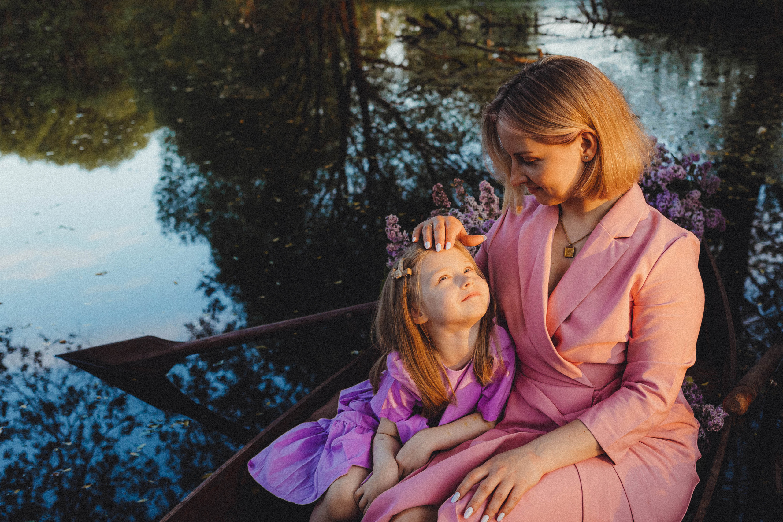 Валя, Аня и Ириска