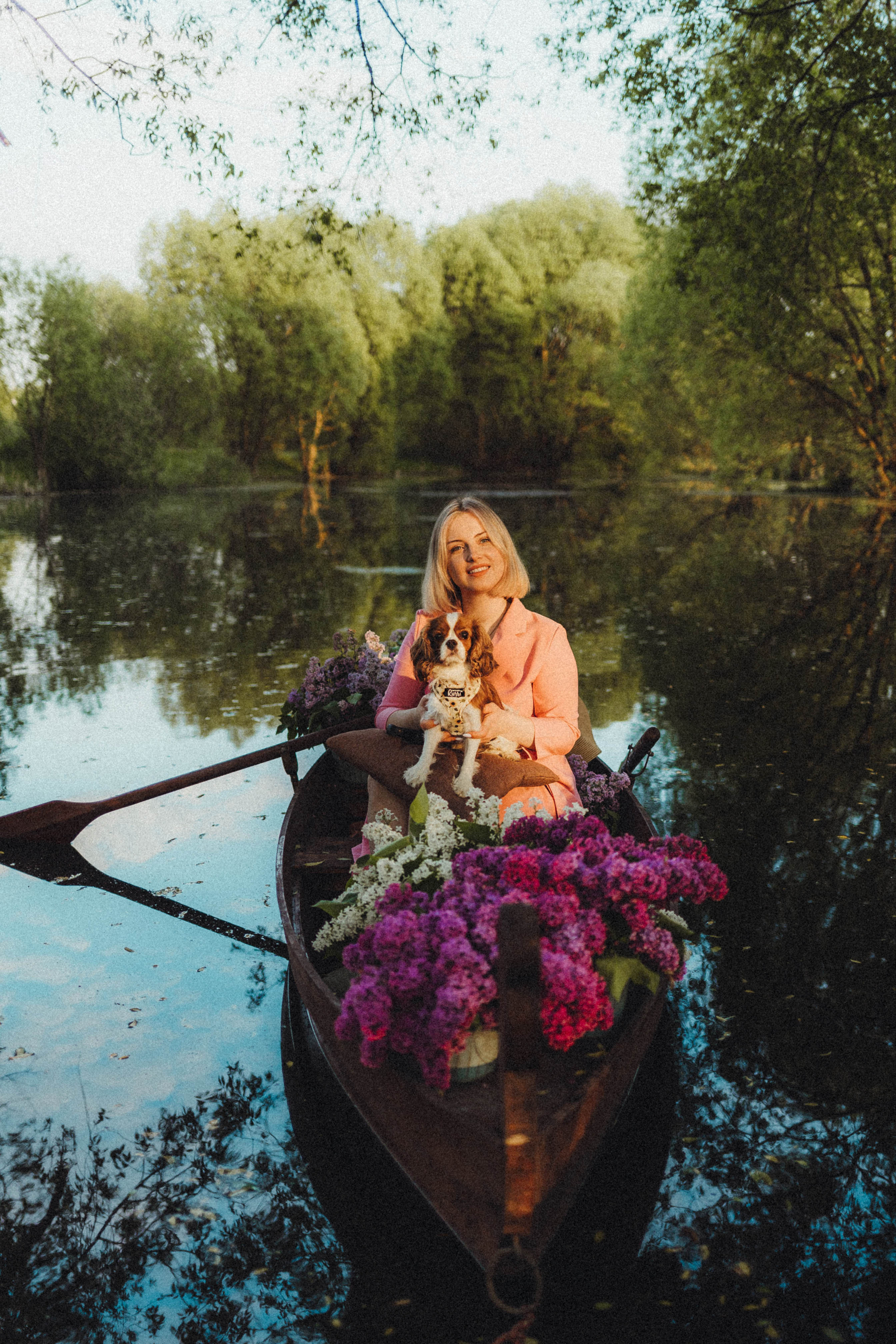 Валя, Аня и Ириска