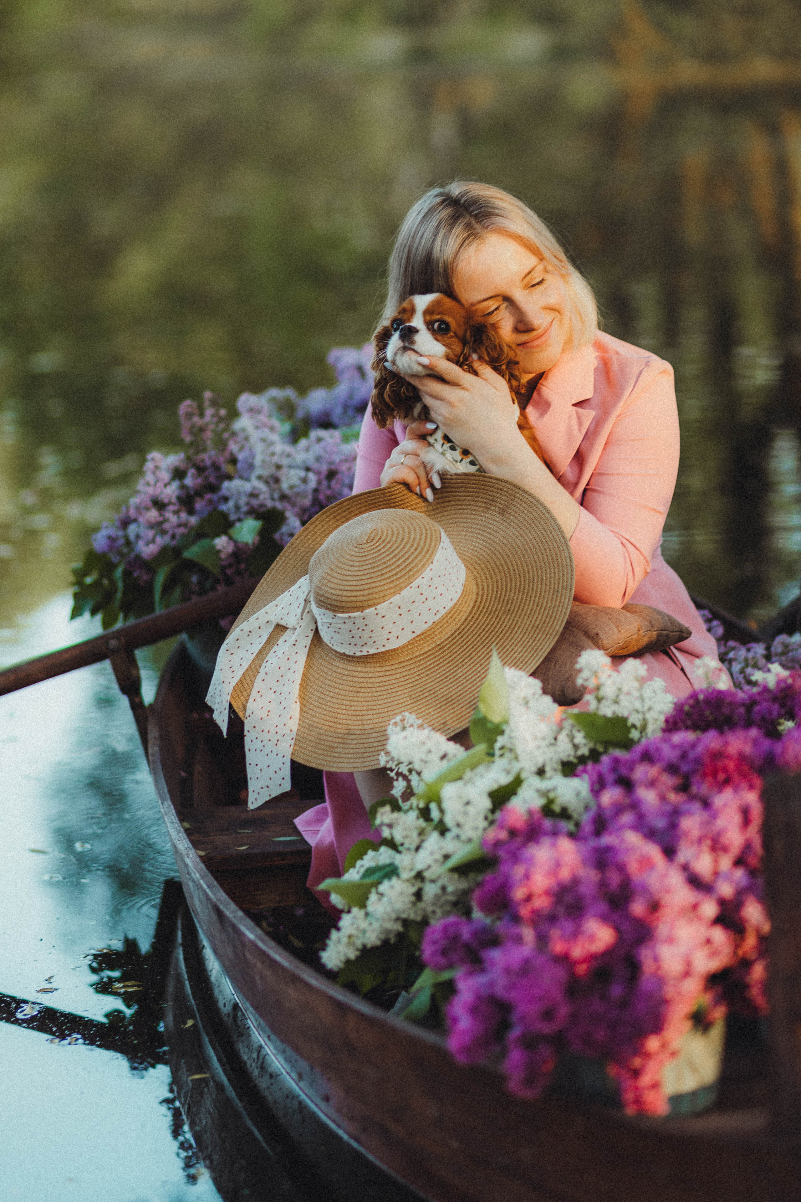 Валя, Аня и Ириска