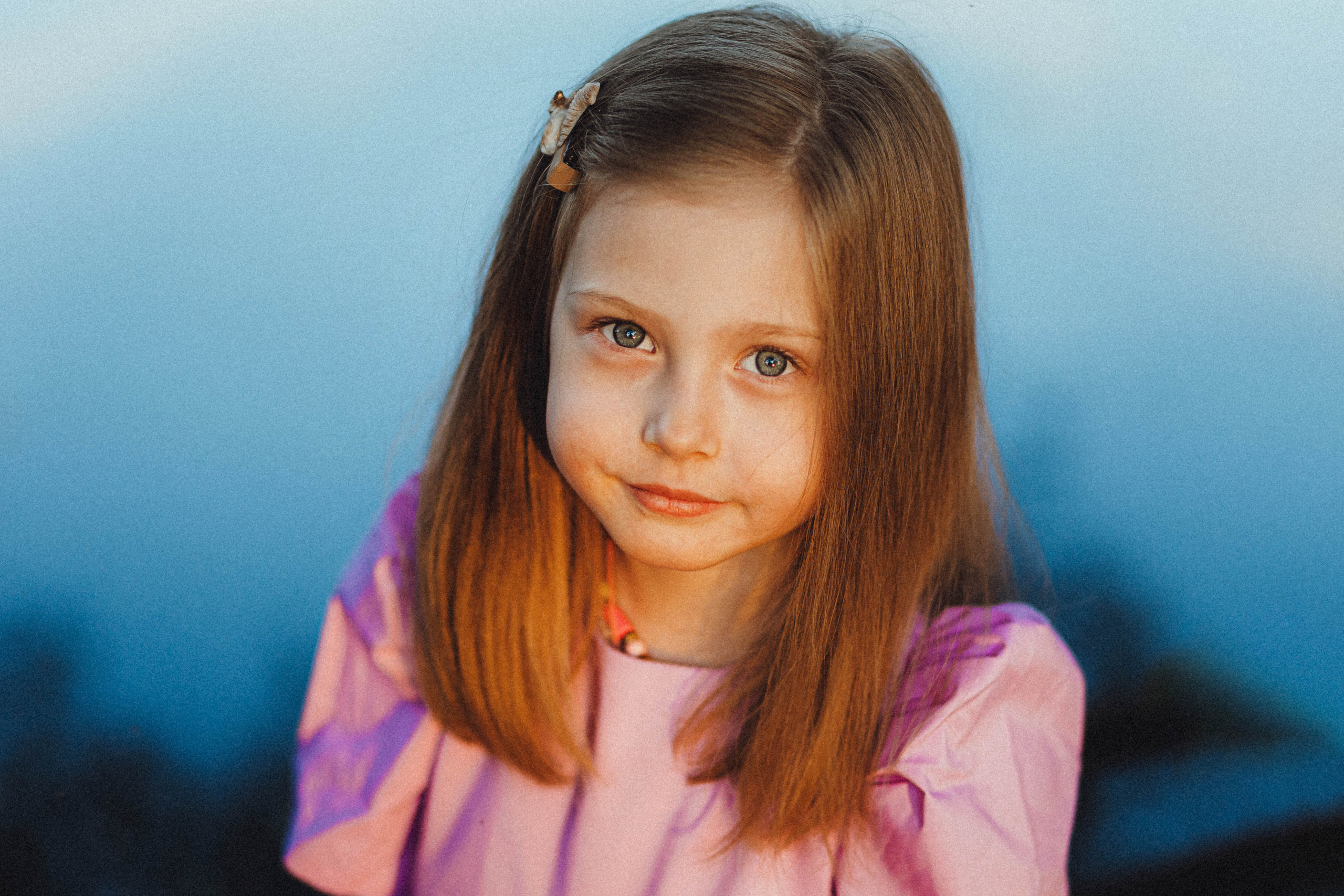 Валя, Аня и Ириска