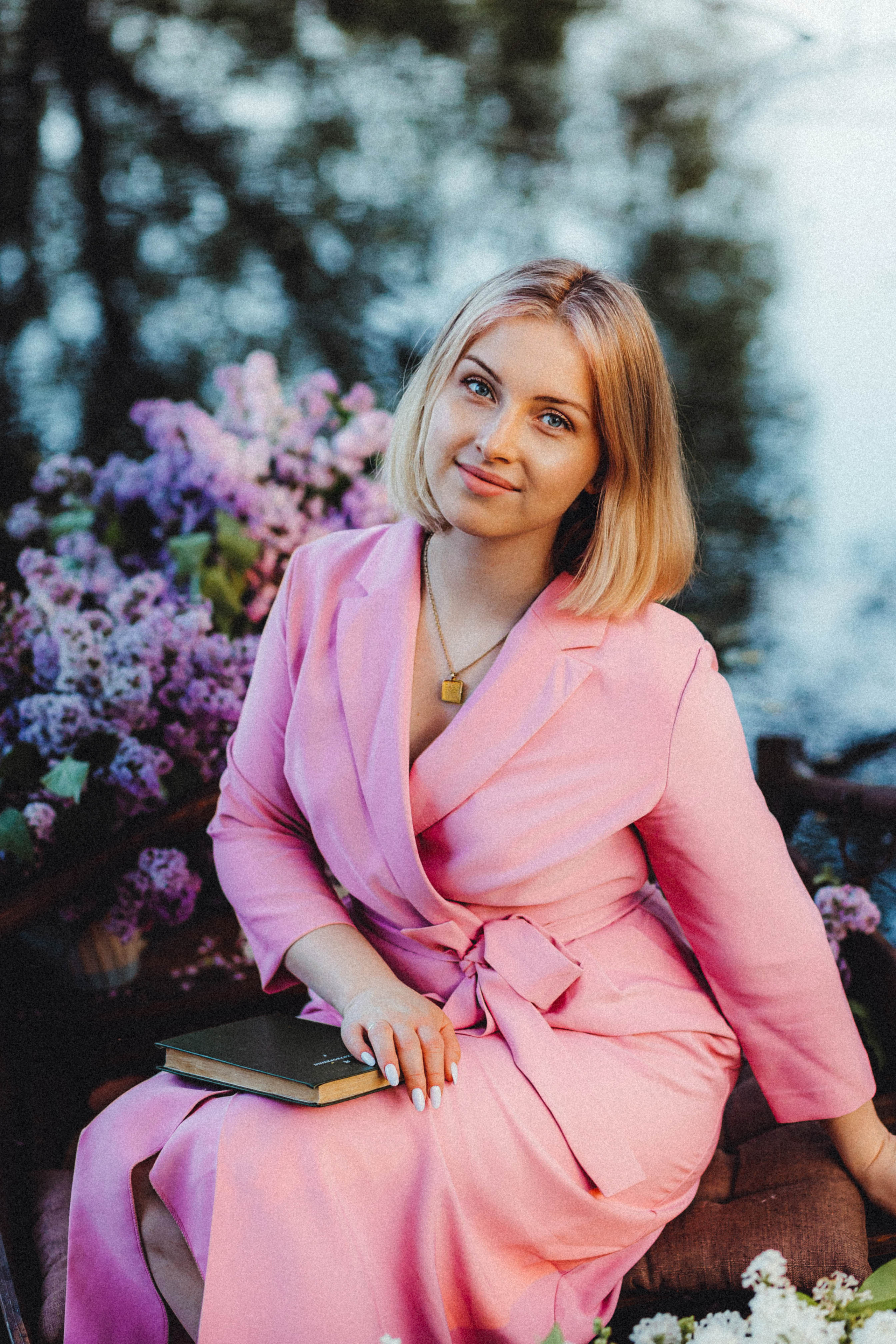 Валя, Аня и Ириска