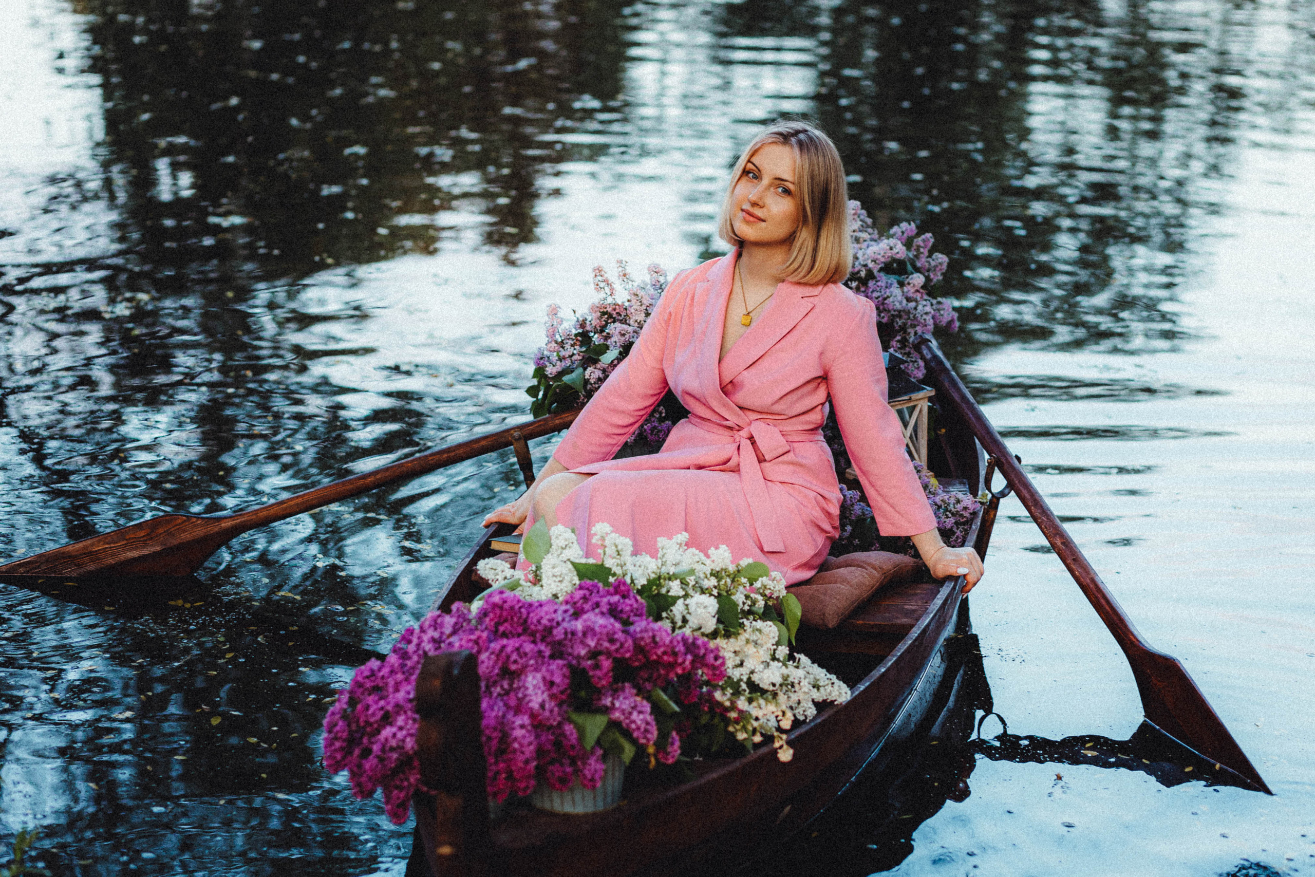 Валя, Аня и Ириска