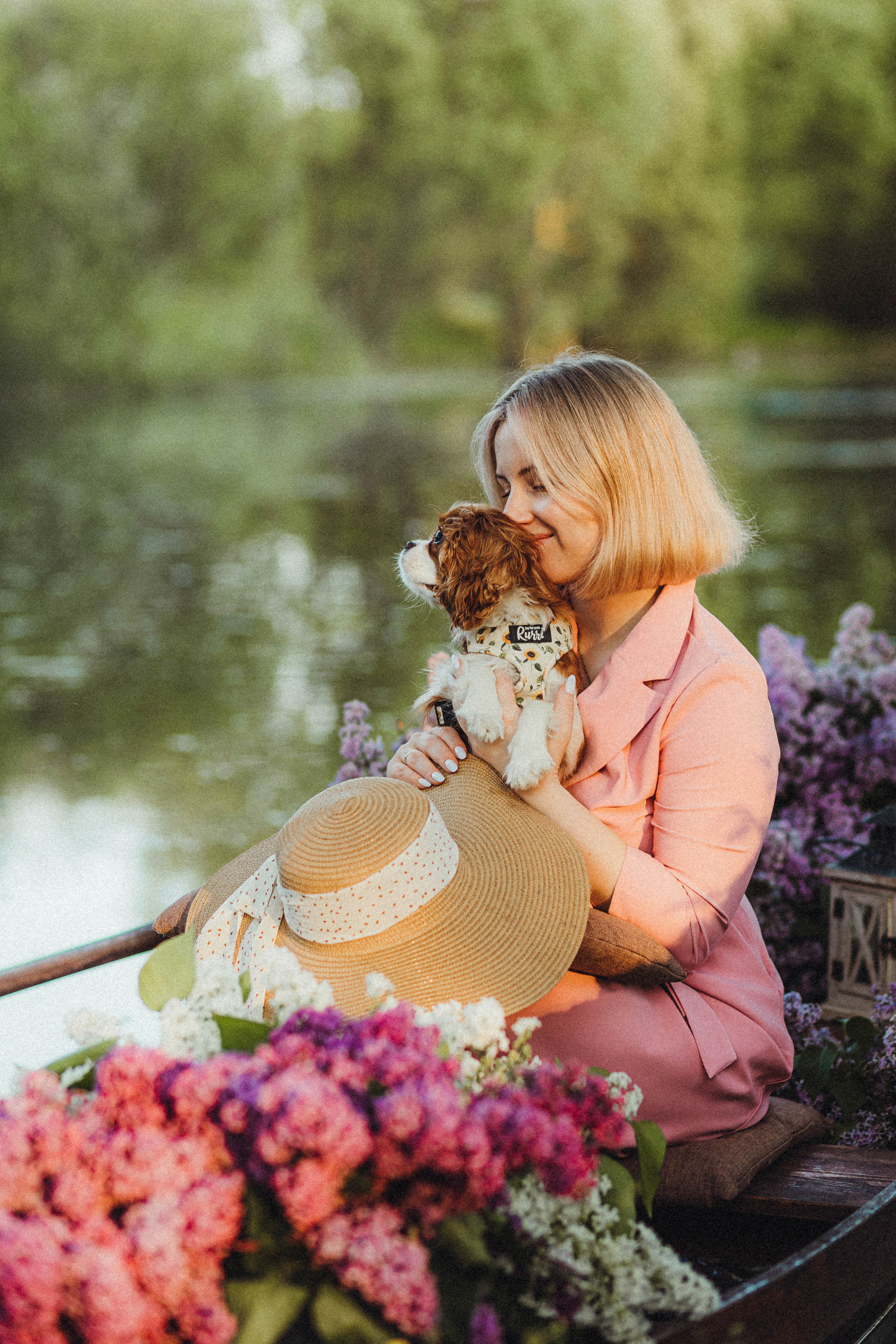 Валя, Аня и Ириска