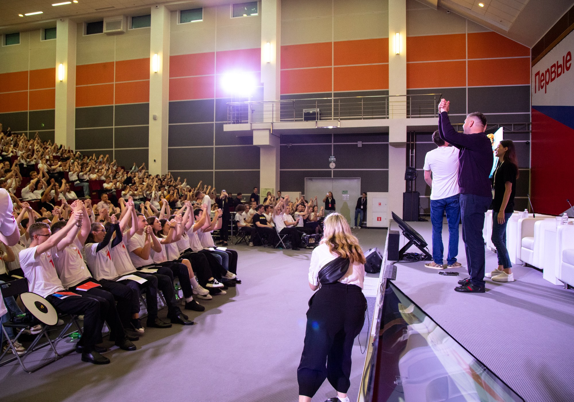 Первый фестиваль Движения Первых в Краснодаре. Репортажный, промышленный и маркетплейс-фотограф Дмитрий Чернат