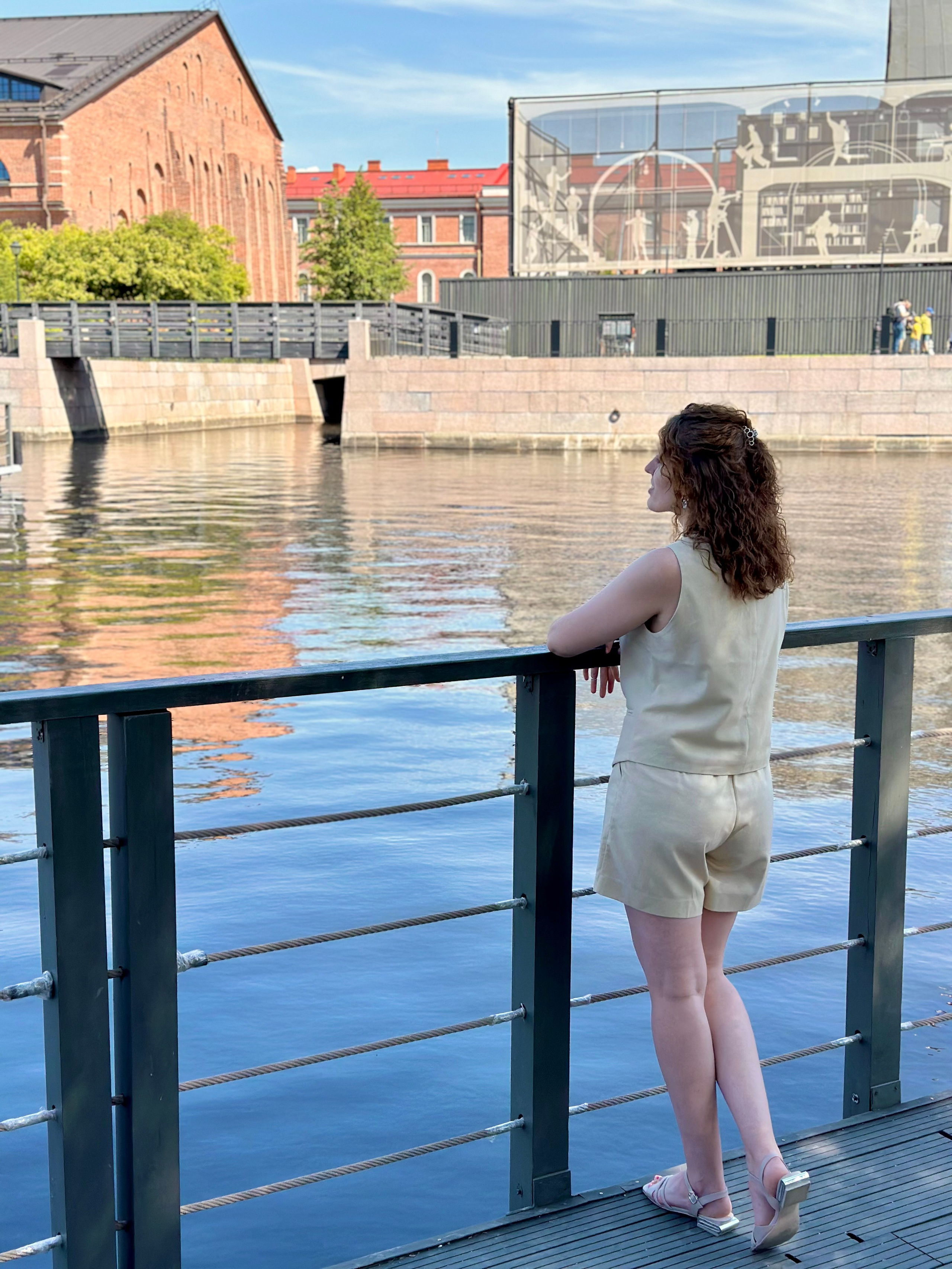 Прогулка по центру. КОНТЕНТ |БРЕНД фотограф Санкт-Петербург — Жанна Олтаржевская