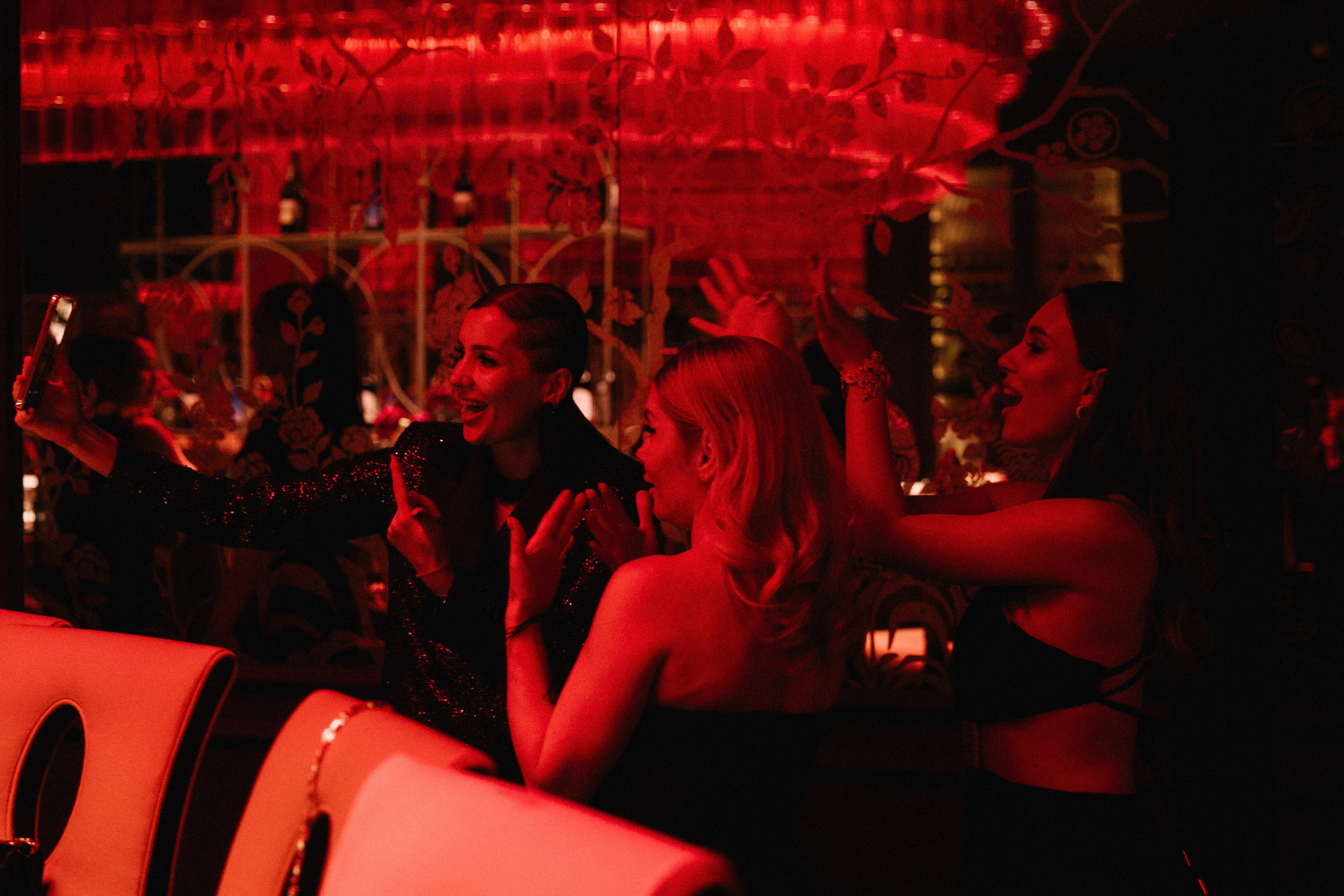 День рождения в красной комнате. Свадебный и репортажный фотограф Новороссийск, Краснодар, Сочи Олеся Дзюба