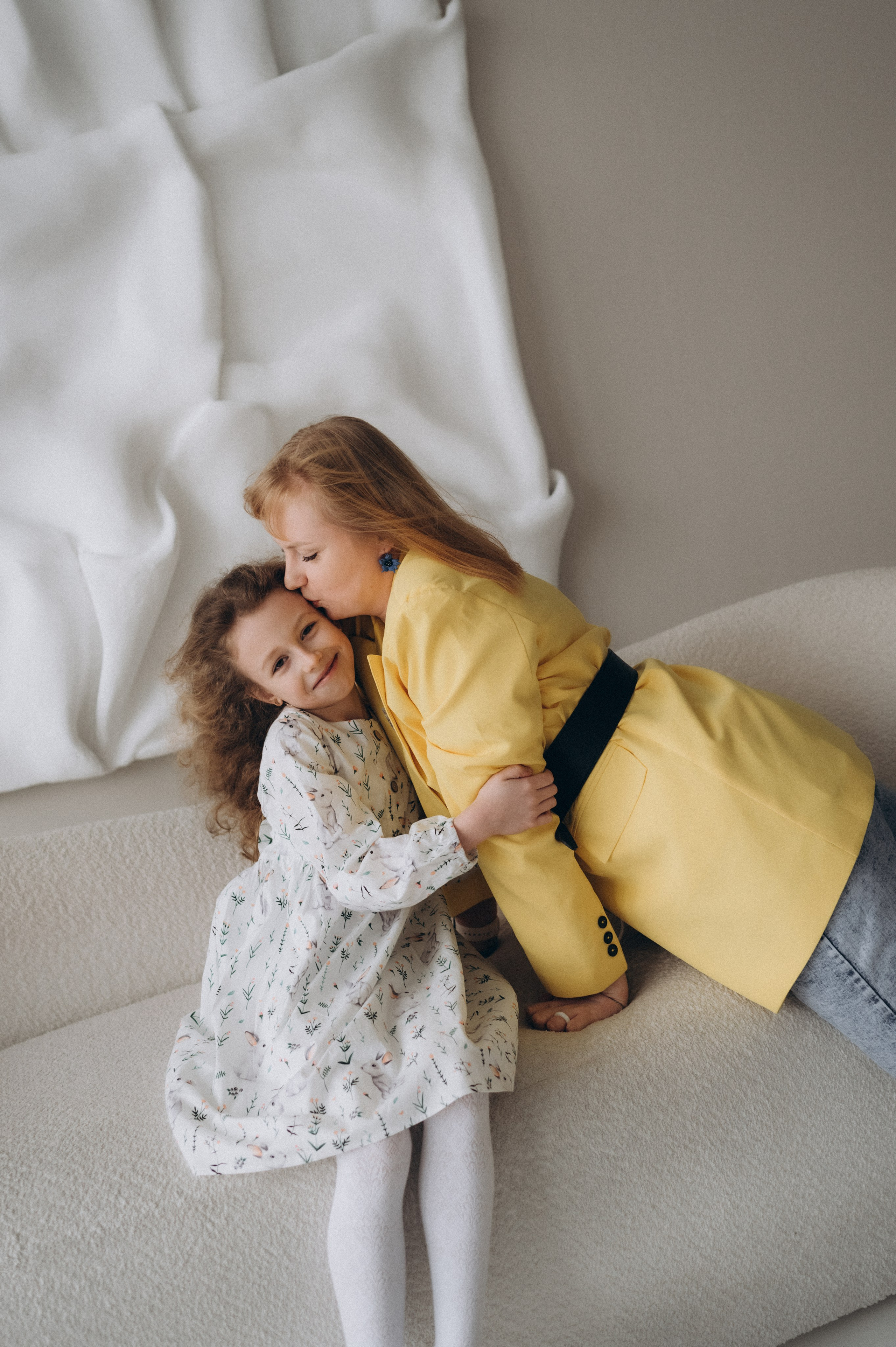 ВЕСЕННИЙ ФОТОДЕНЬ. Алёна и Мия. Семейный фотограф в Минске Дарья Дреко