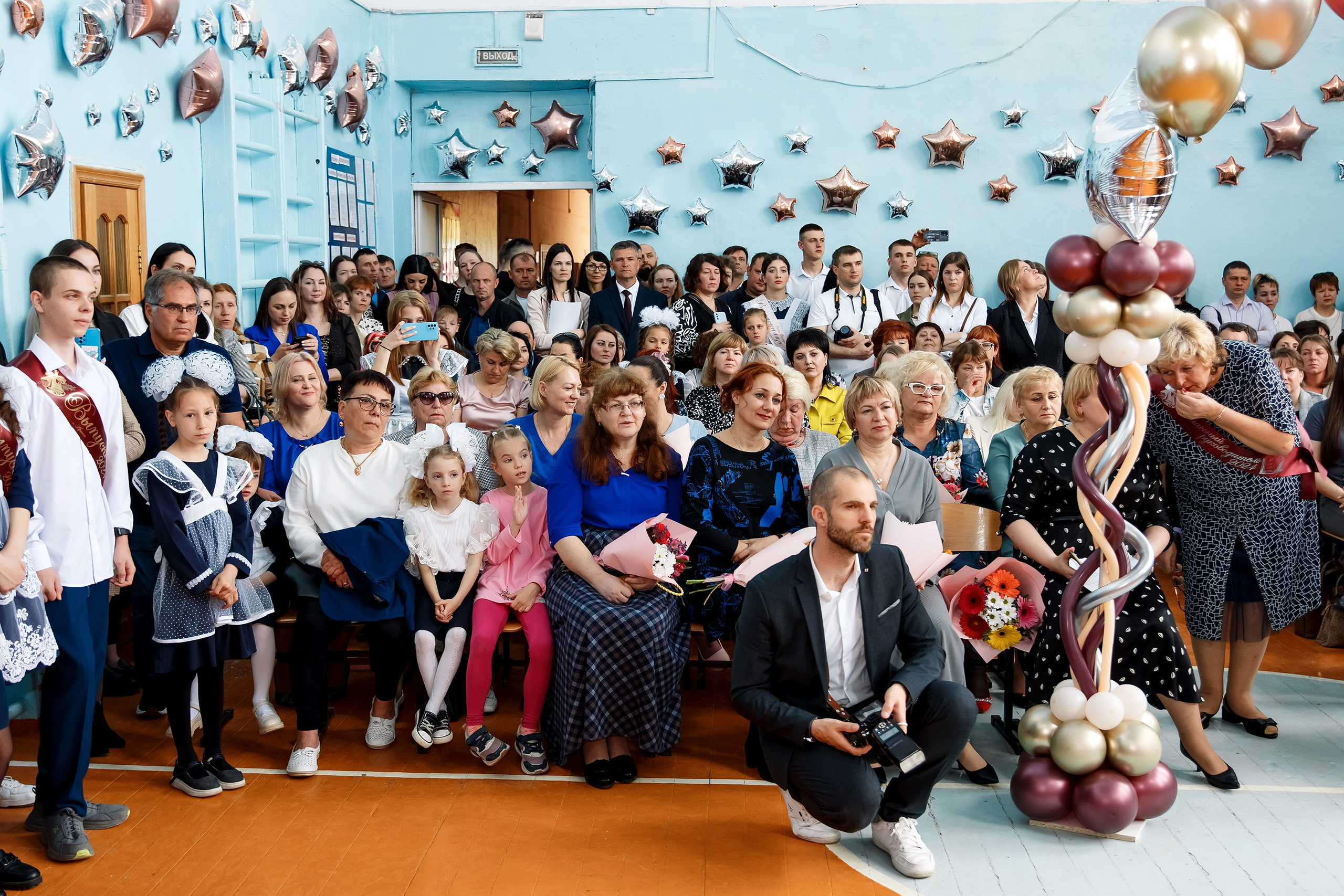 11 класс Последний звонок. Фотограф Любовь Корниенко, Примоский край