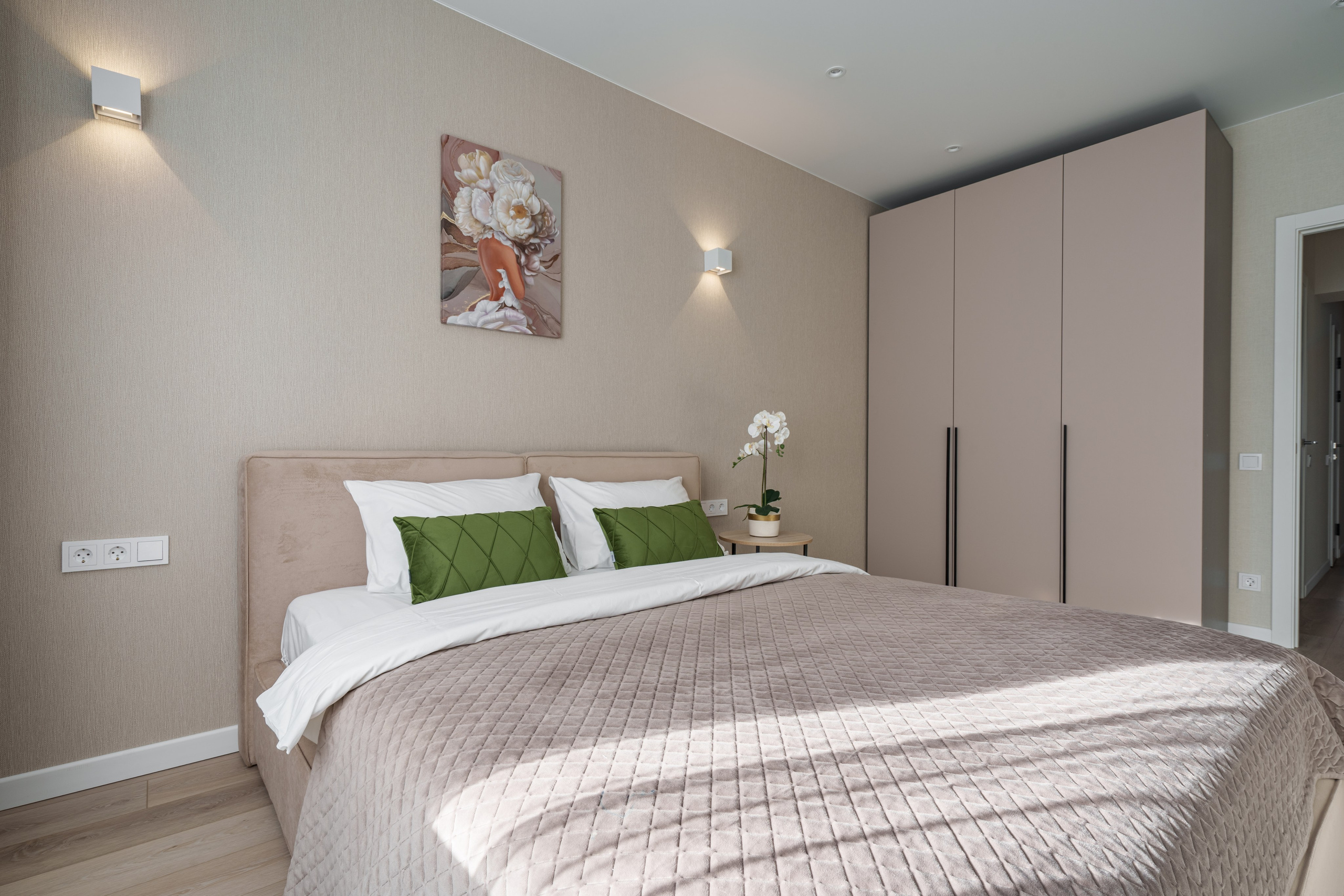 Съемка для посуточной аренды. Интерьерный фотограф и ретушер в Красноярске Денис Антропов