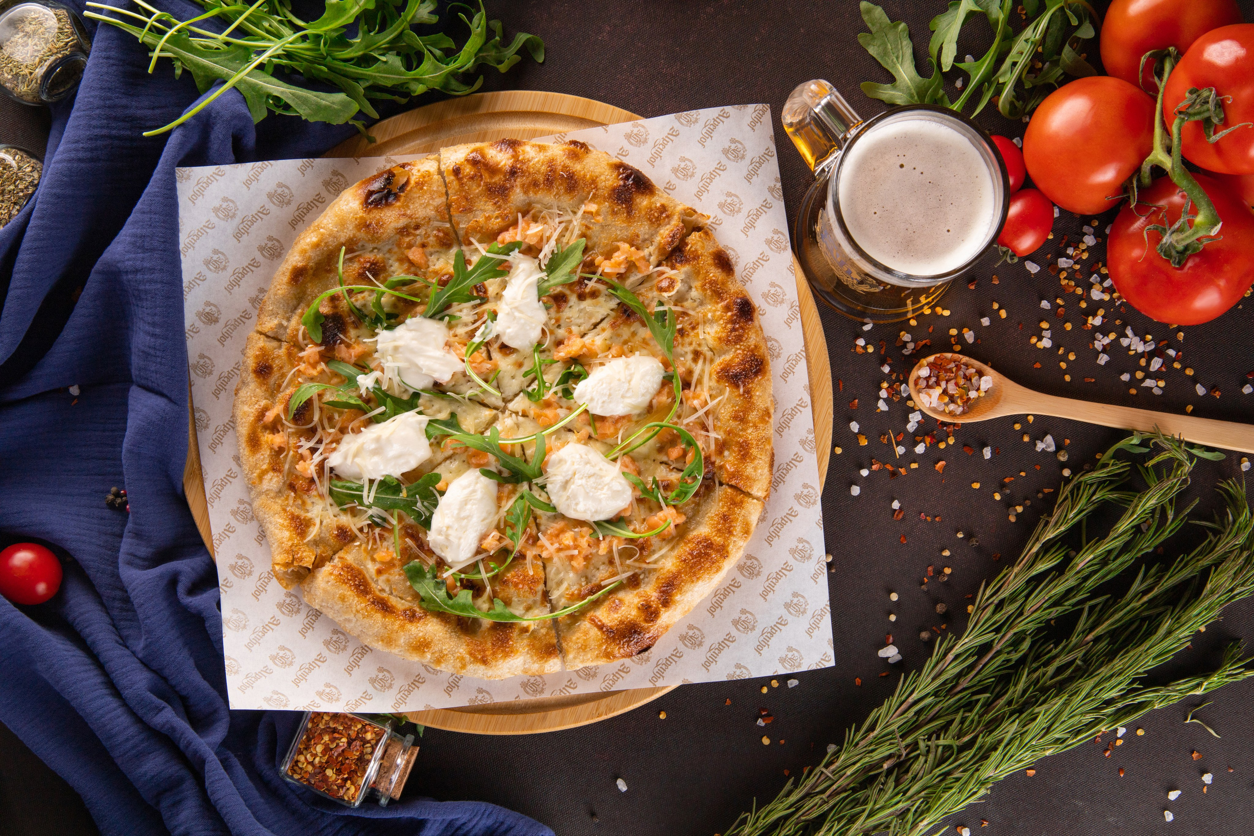 Фотографии пиццы в Астане. Рекламный фуд фотограф и видеограф в Астане Алина Лысенко