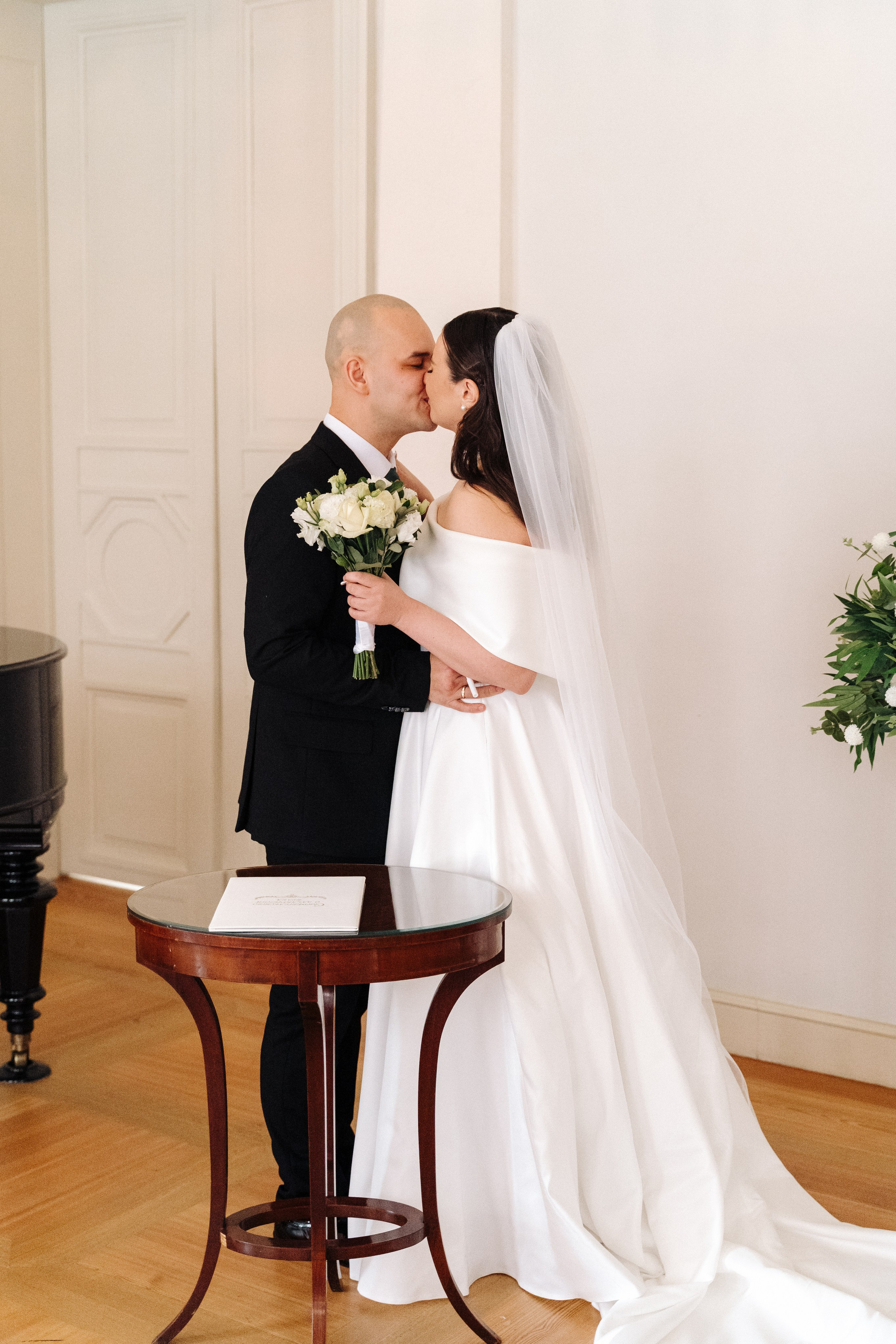 Искандер + Анна. Свадебный и семейный фотограф в Серпухове и Москве Павел Воробьев