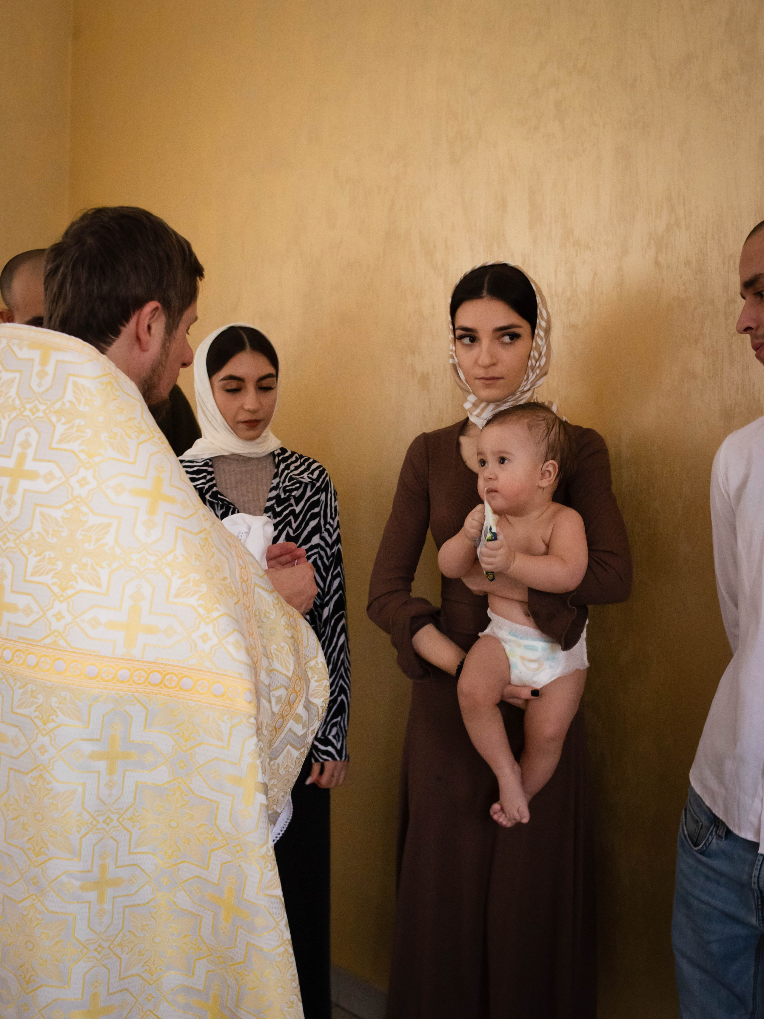 Крещение Эмира. Семейный фотограф Софи Симакова в Волгограде и Волжском