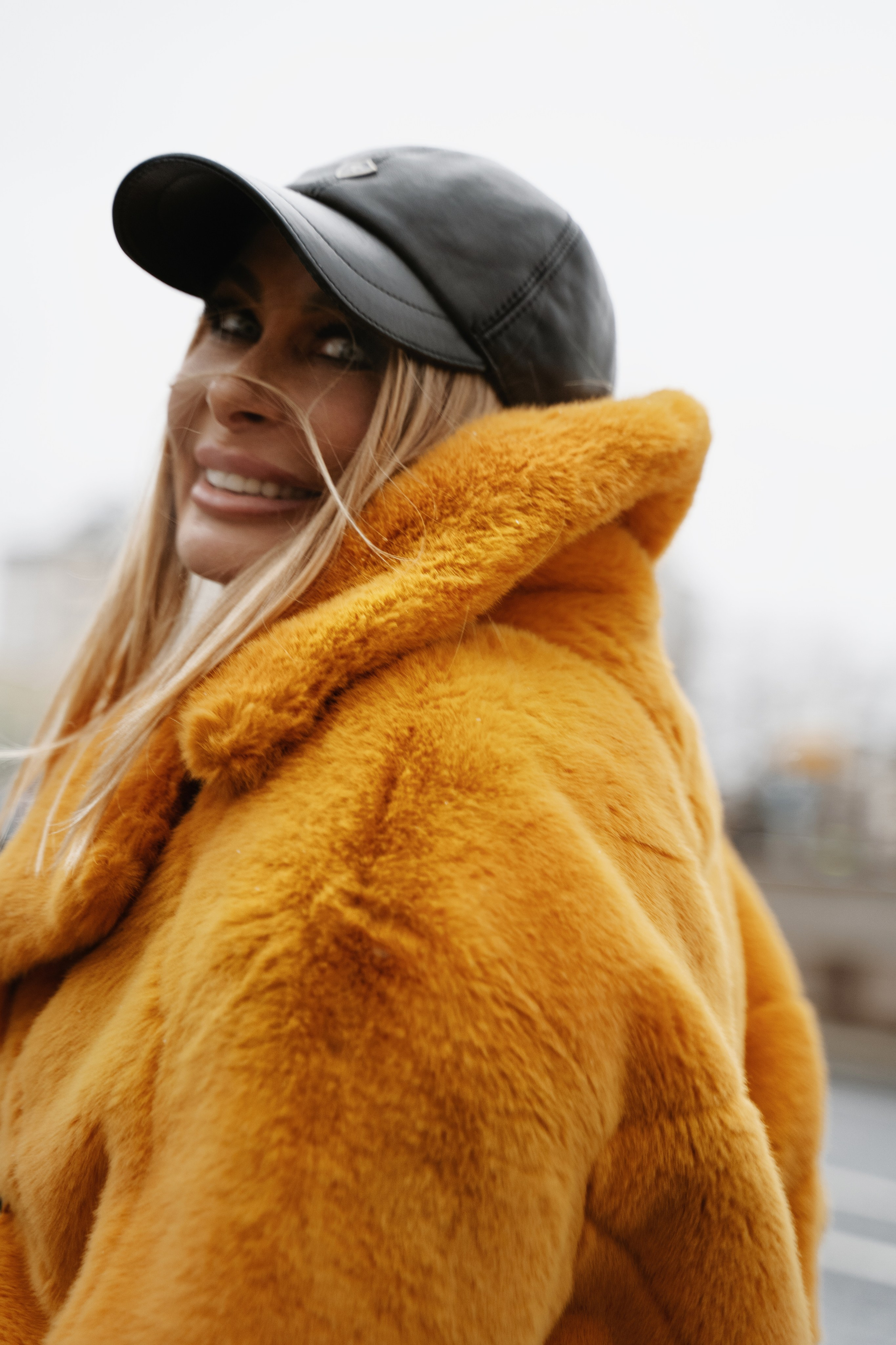 Светлана s t r e e t. Контент фотограф в Москве Кулич Настя