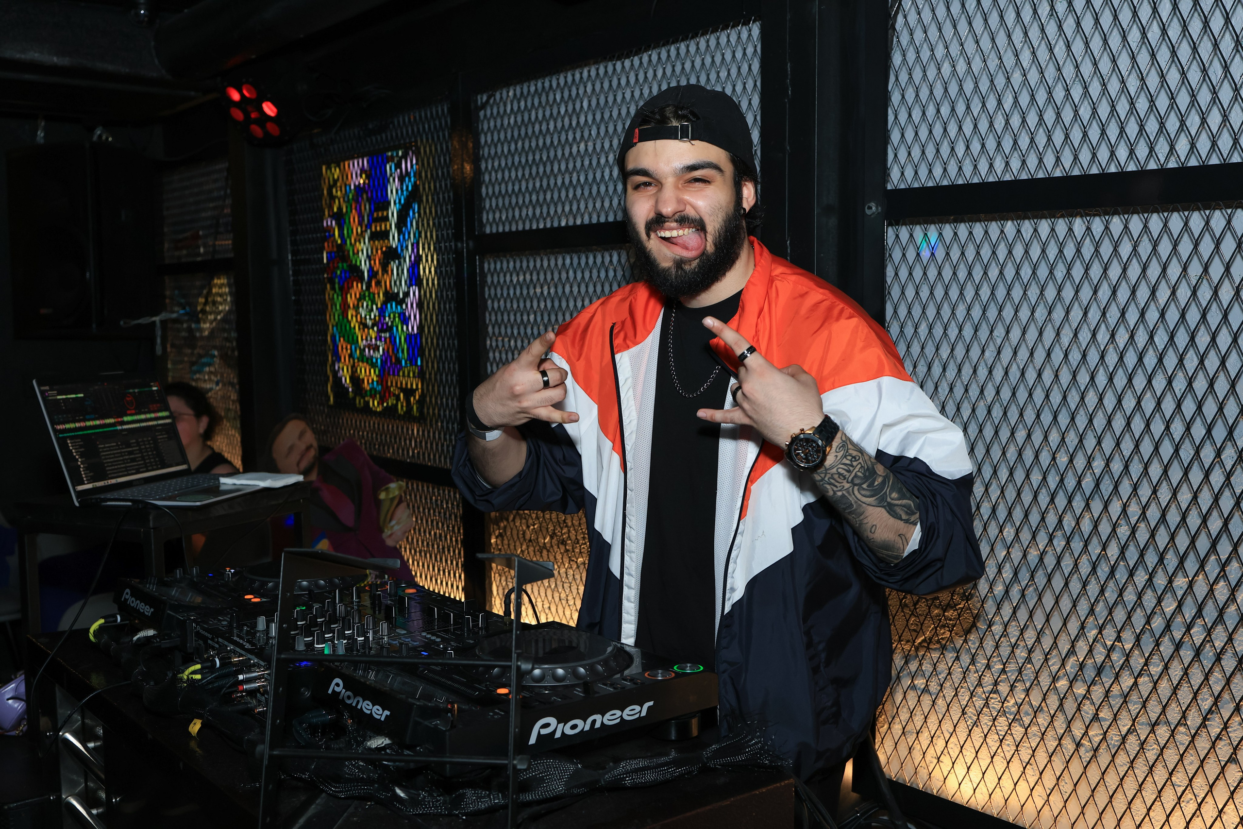 Вечеринка 90-х (Бар Буква Ю)