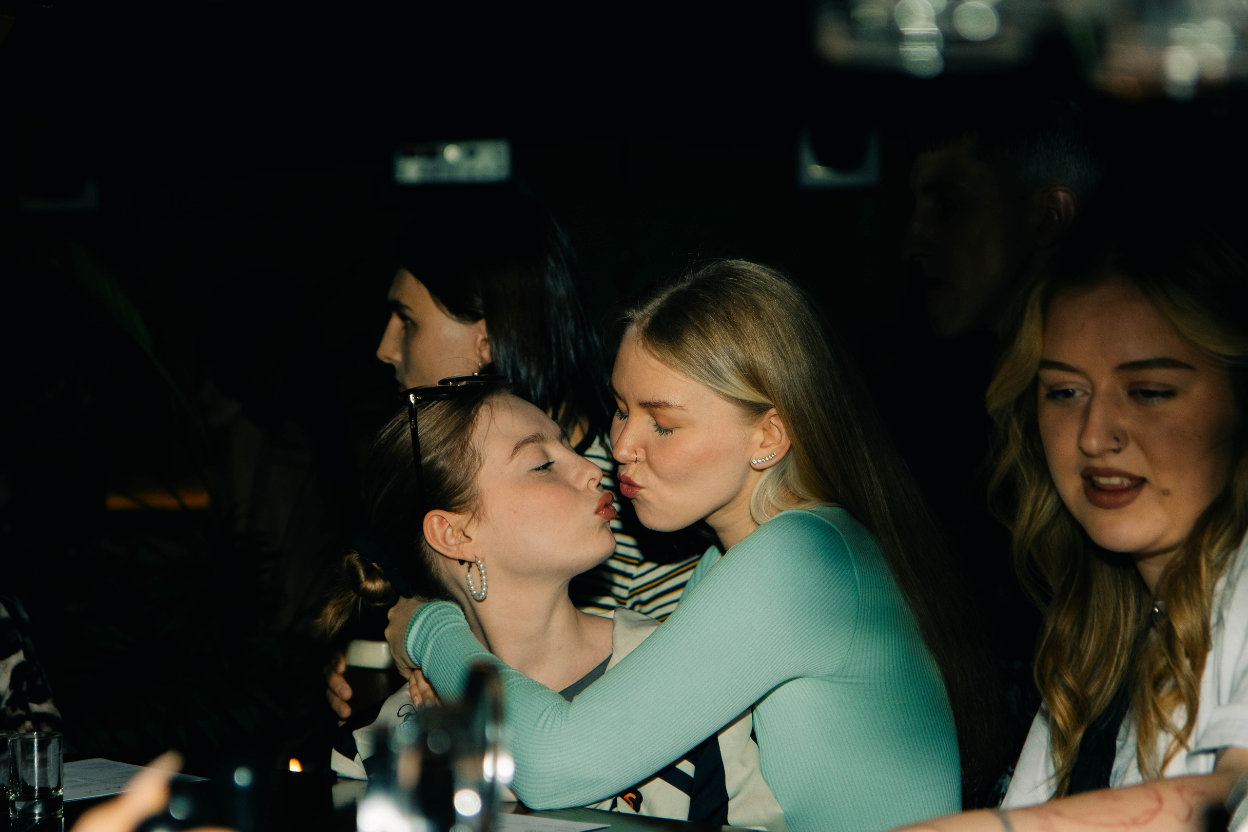 Тусовки. Фотограф Егор Огородов