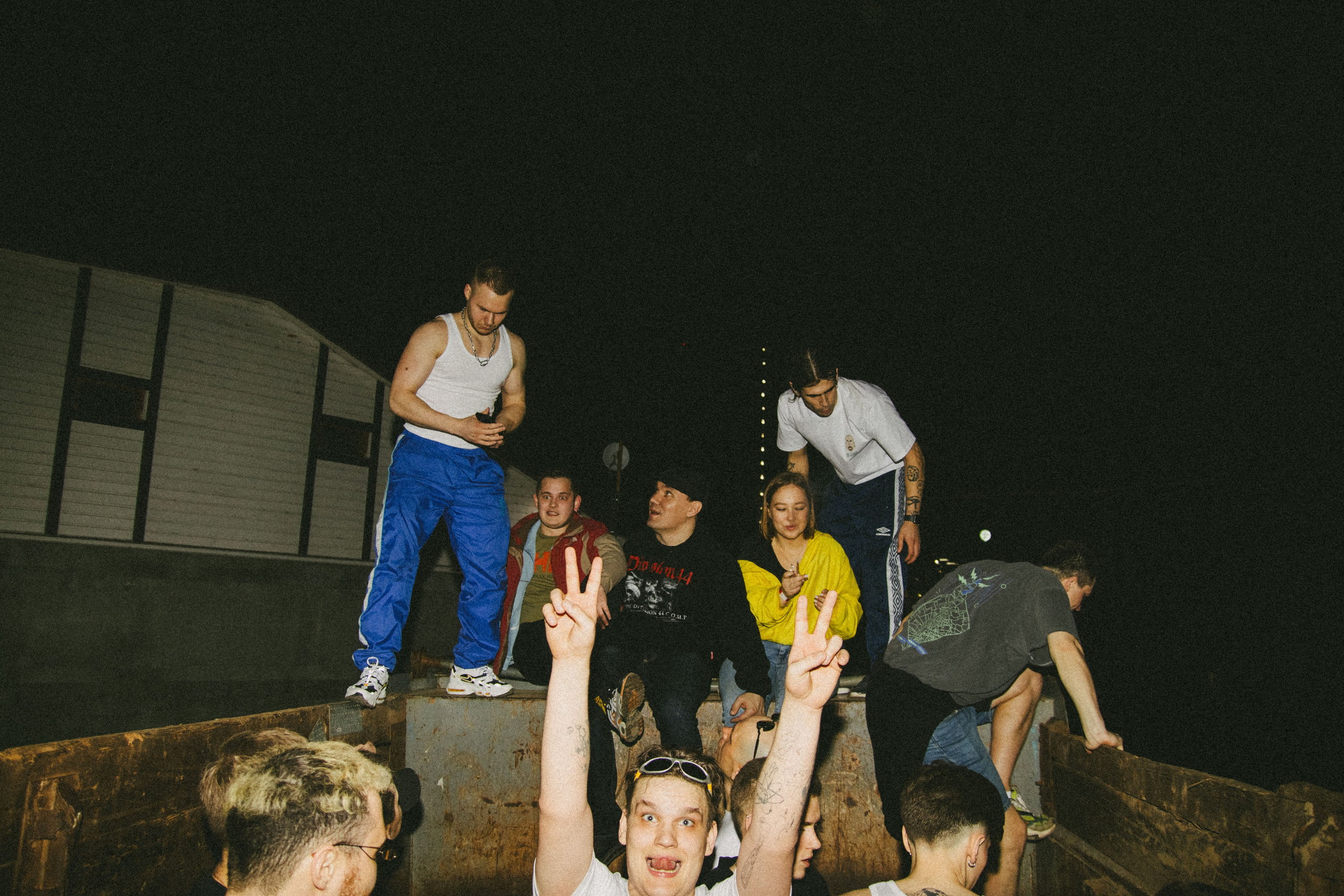 Тусовки. Фотограф Егор Огородов