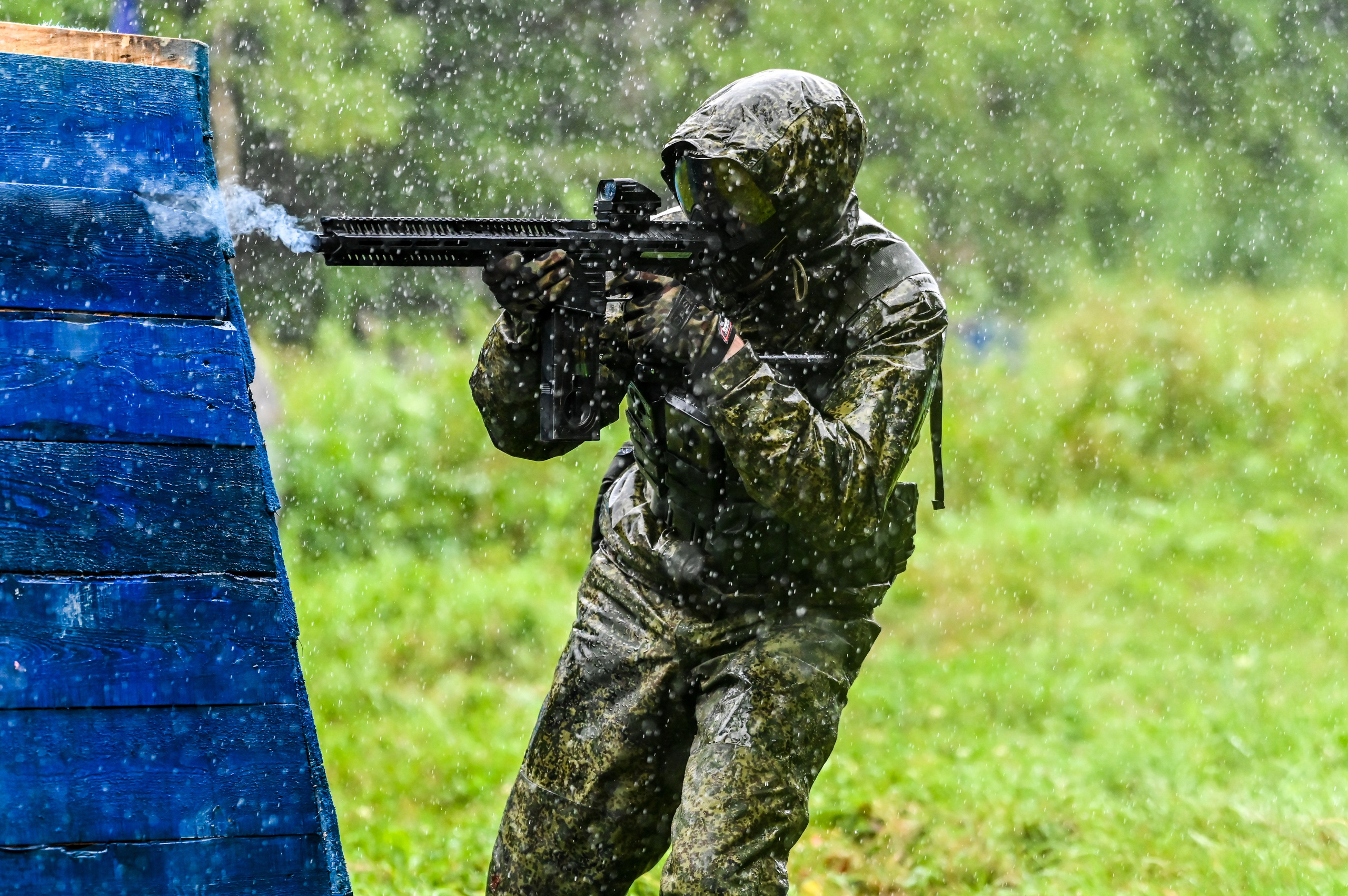 Пейнтбол в Дождь. Фоторепортажи Сахалина