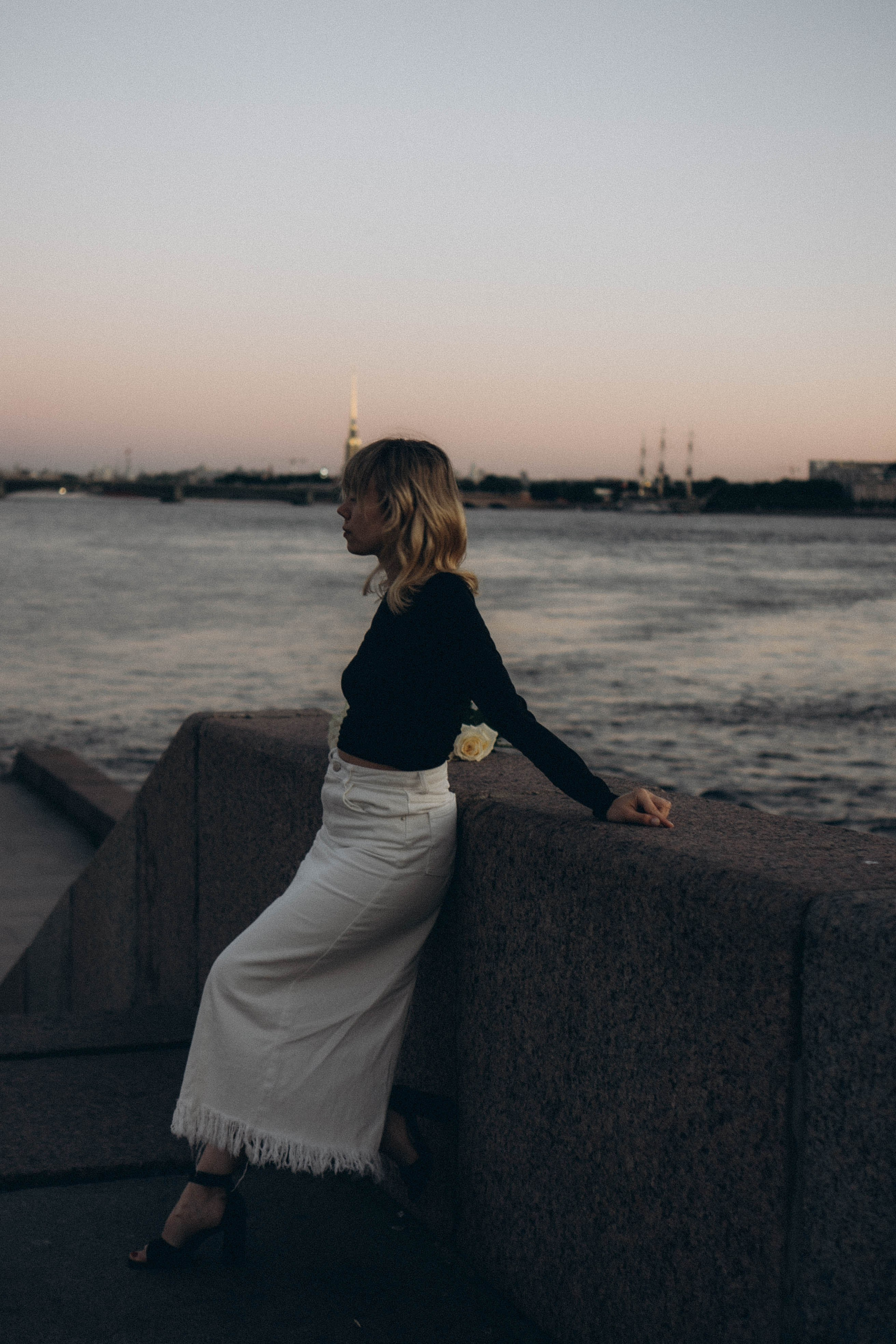 ПРОГУЛКА ПО ГОРОДУ В БЕЛЫЕ НОЧИ (другой вариант). Профессиональный фотограф, Санкт-Петербург — Виктория Богомолова