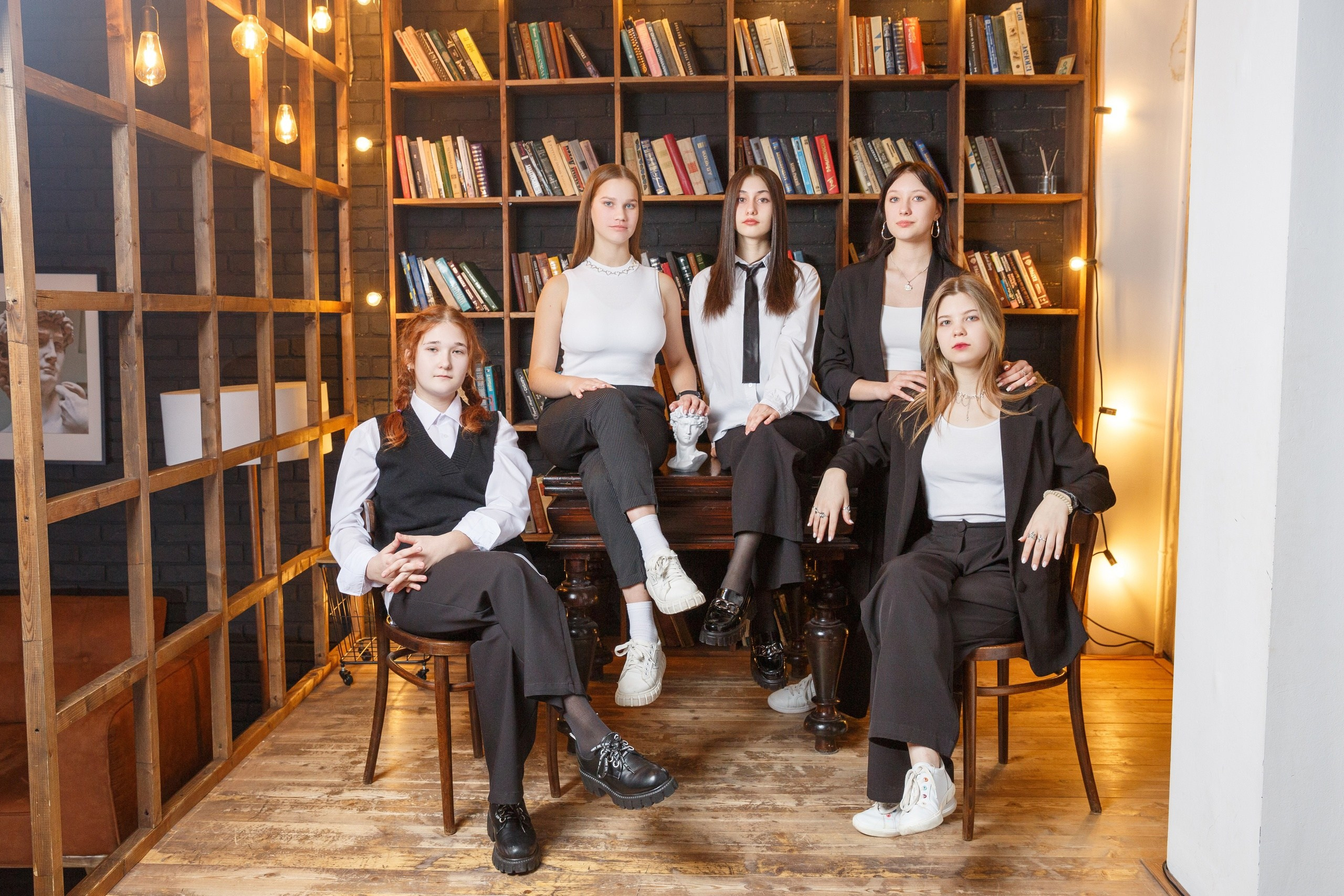 Выпускной альбом Ульяновск. SchoolBook — Выпускные альбомы| Школьный фотограф в Ульяновске