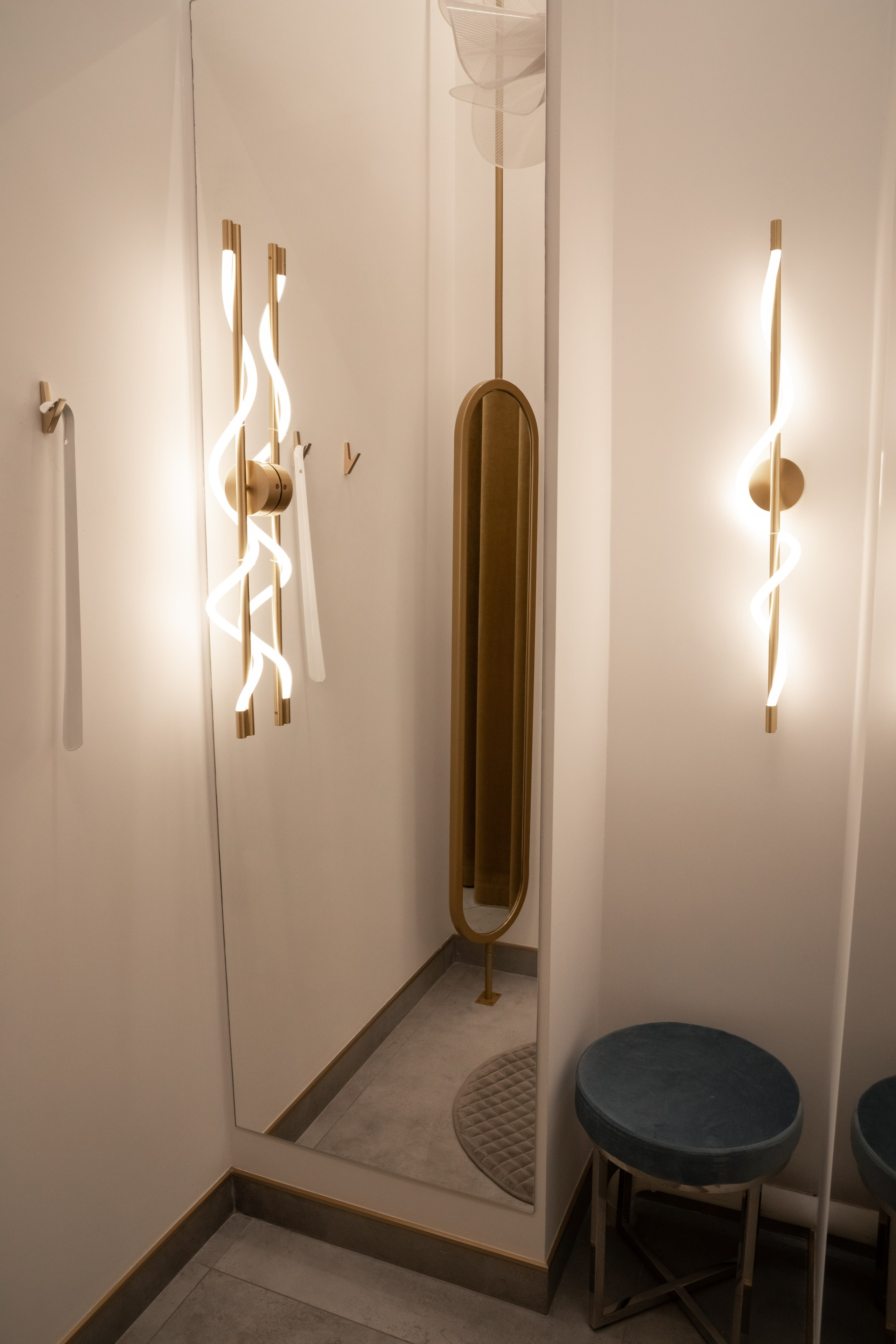 EDGE | Интерьер Бутика. Alexey Sentyurin, brands and business photographer in Moscow