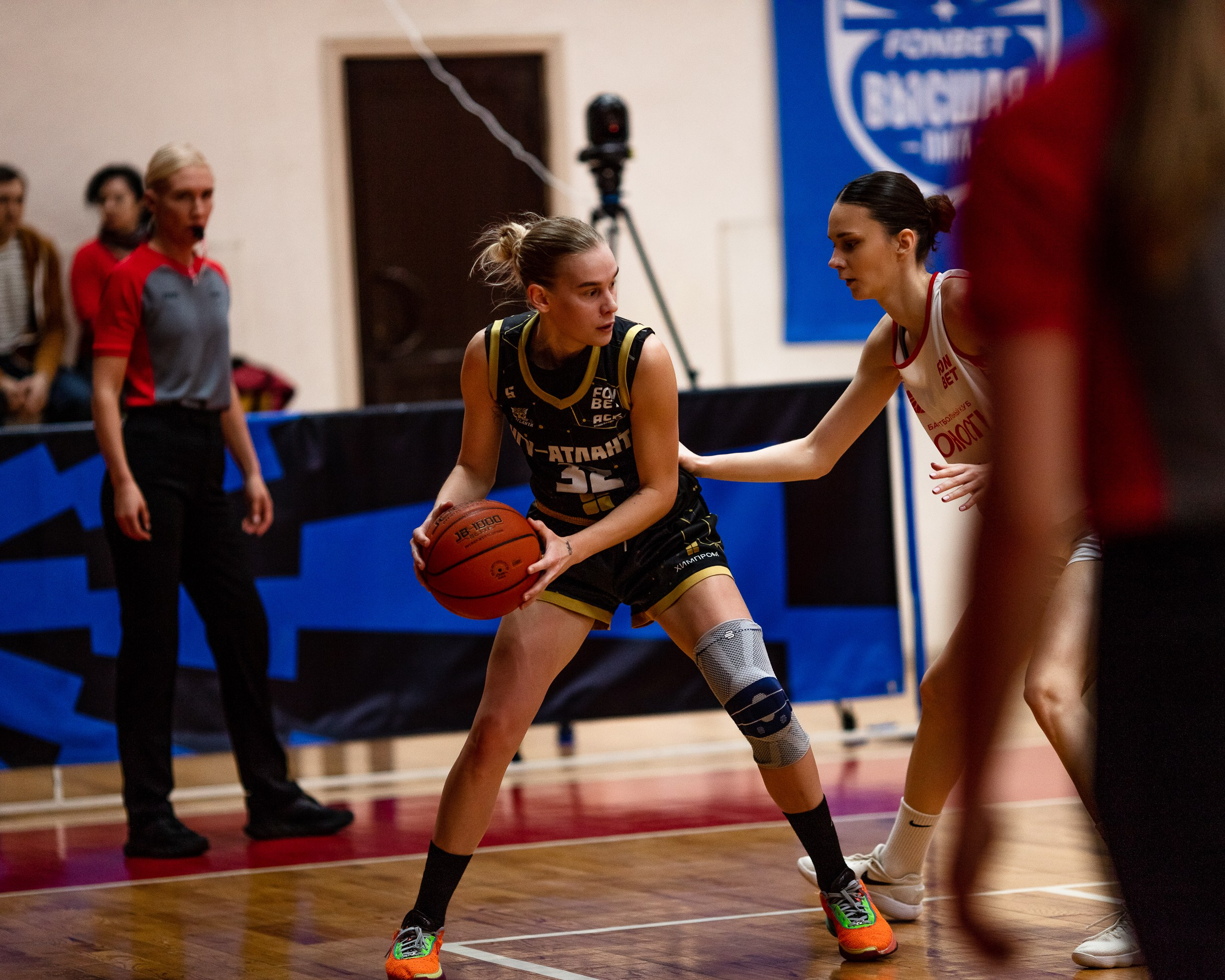 БК Юность — ЧГУ-Атланта / 3 игра. Фотография