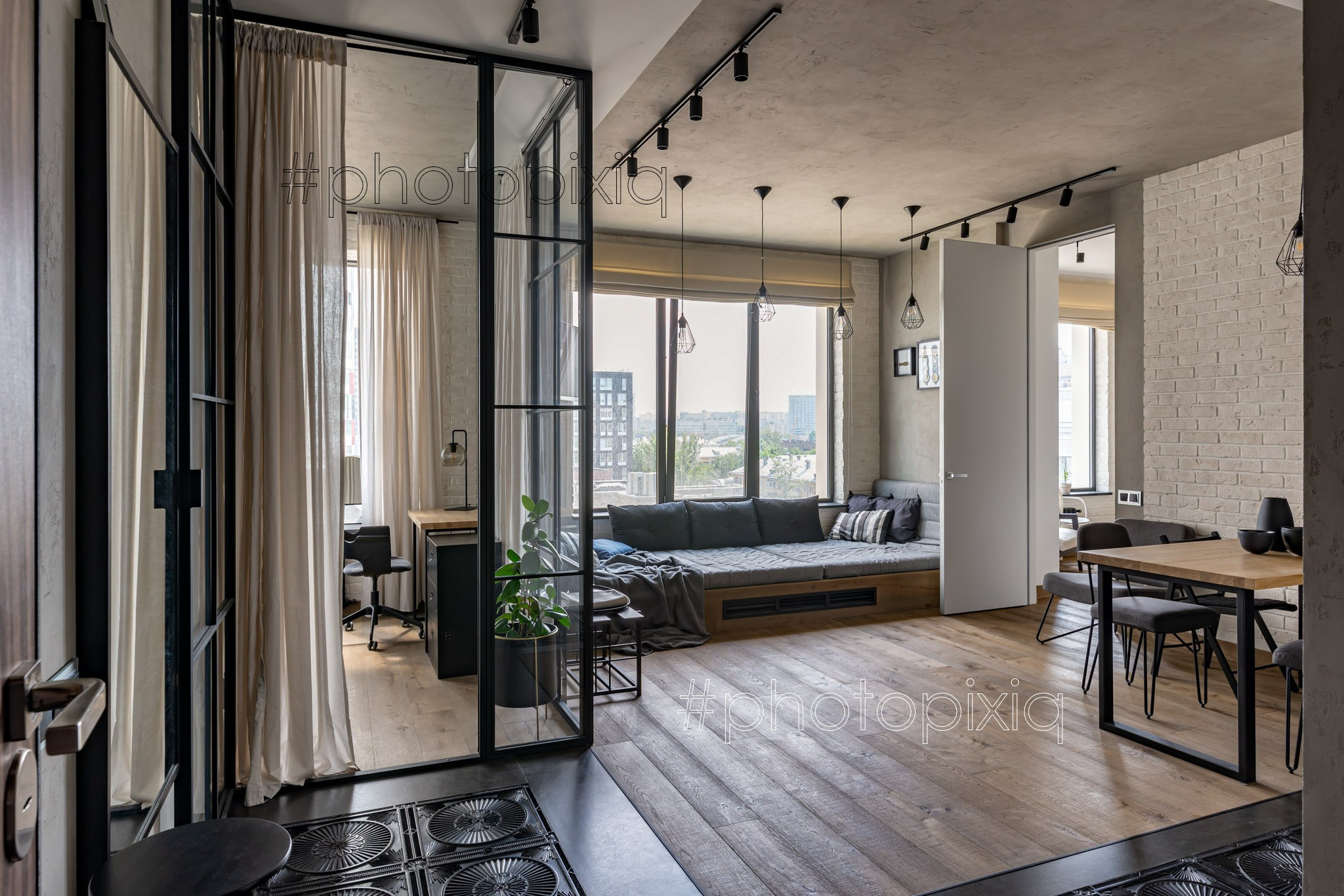 Интерьерная съёмка квартиры лофт в ЖК «Headliner». Интерьерная съёмка и виртуальные туры — Интерьерный фотограф Кузнецов Сергей (photopixiq)