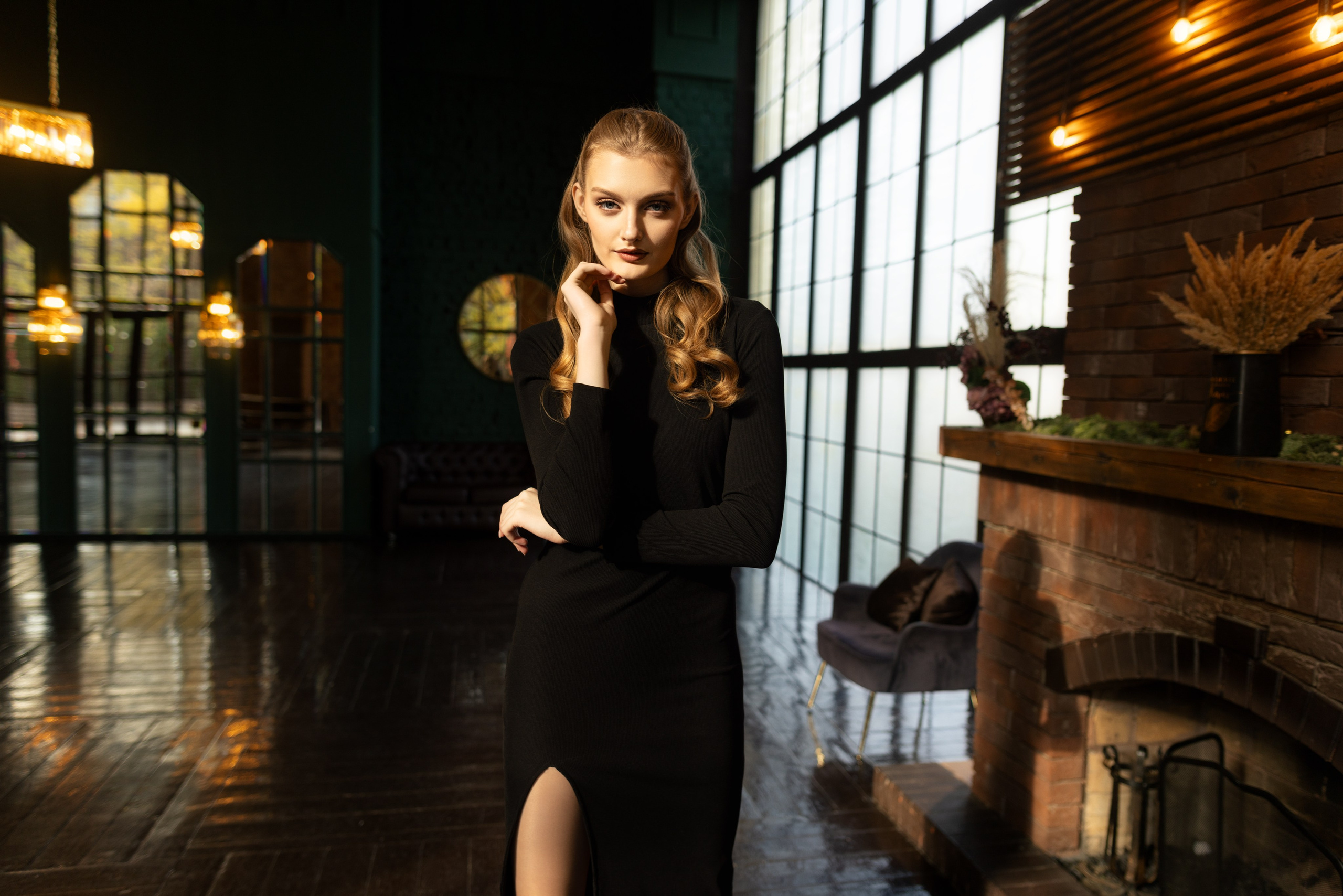 Студийная съемка с Викторией в интерьере в формате для «себя». Дмитрий Шульгин, портретный фотограф в Воронеже