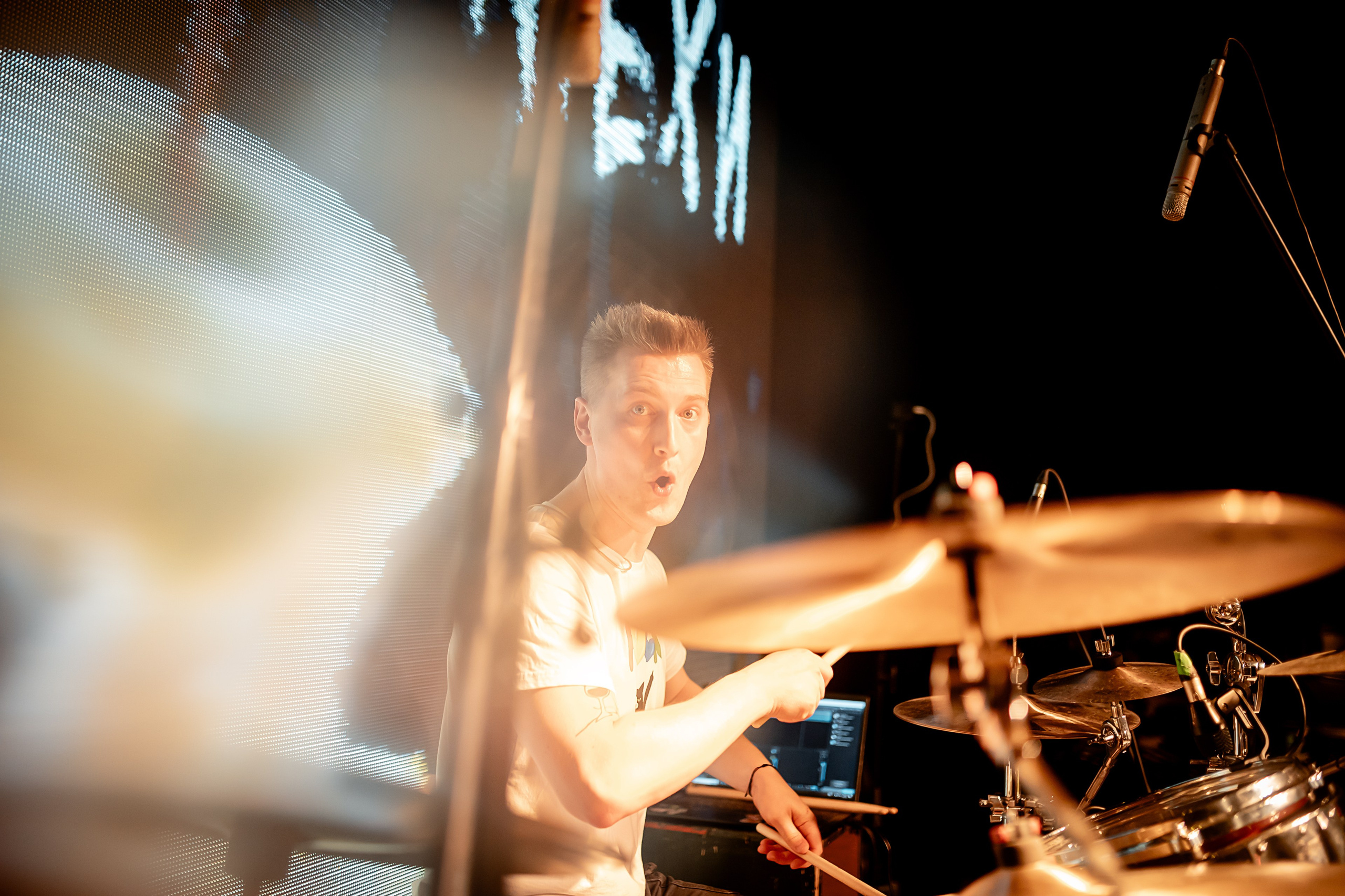 РАДИОПОМЕХИ. Фотограф Елена Богачева (lenalena_na_na_na)