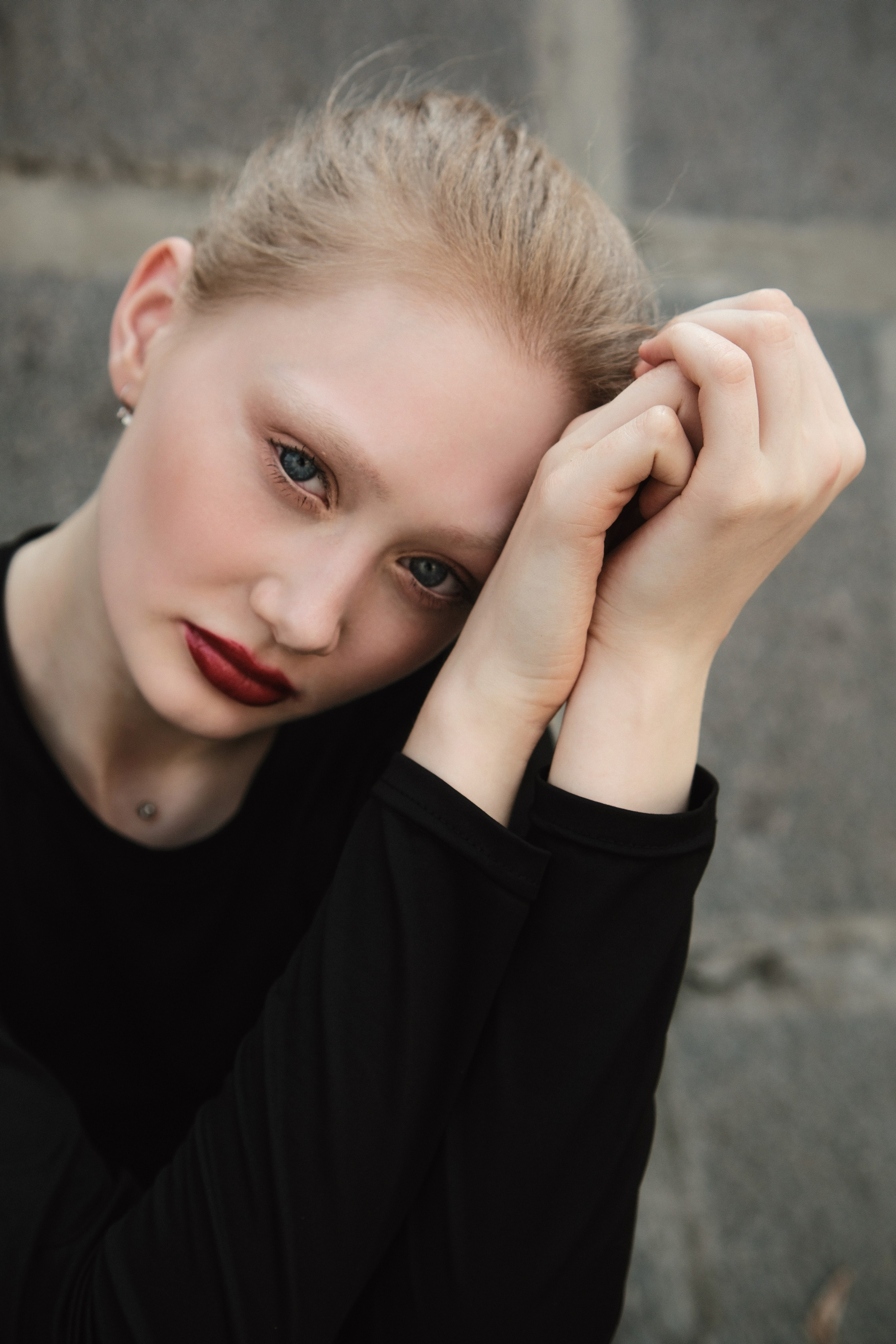 Дарья — на улице. Фотограф в Москве Михаил Елизарьев