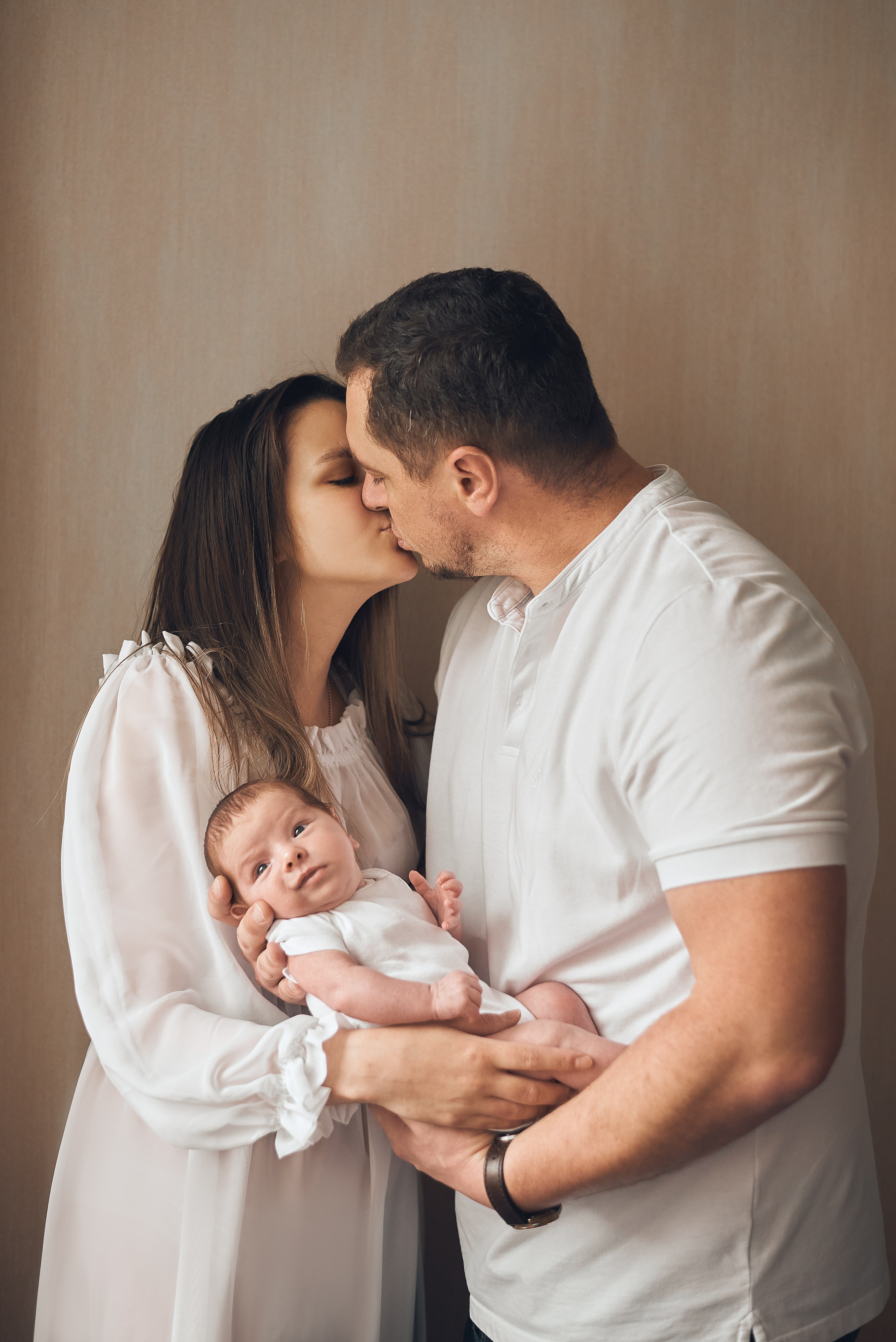 Семейная фотосессия с новорожденным Александр. Семейный фотограф в Южно-Сахалинске Анастасия Лимарева