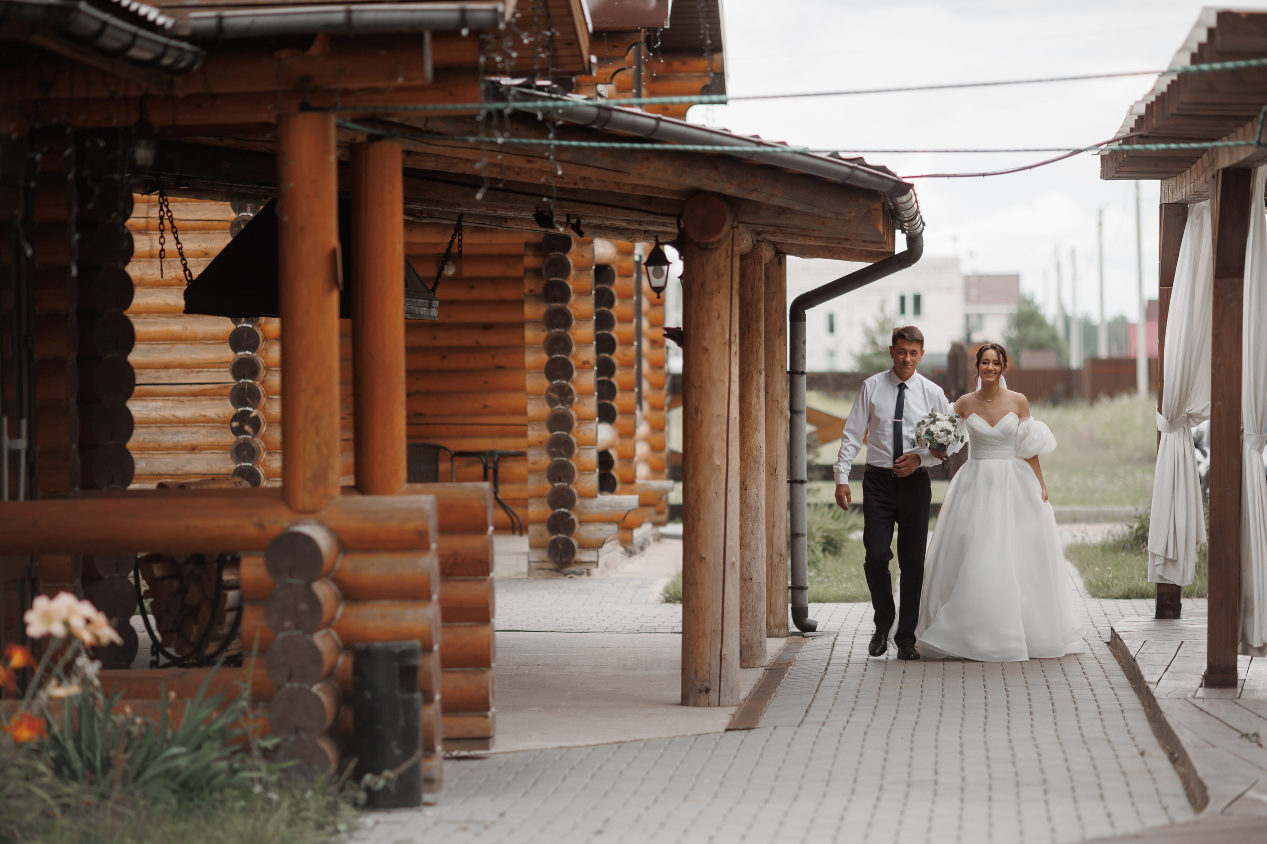 Полина и Дмитрий, загородный клуб «Барин», ЗАГС в г. Пушкино. Свадебный и репортажный фотограф (Москва, Королев и другие)