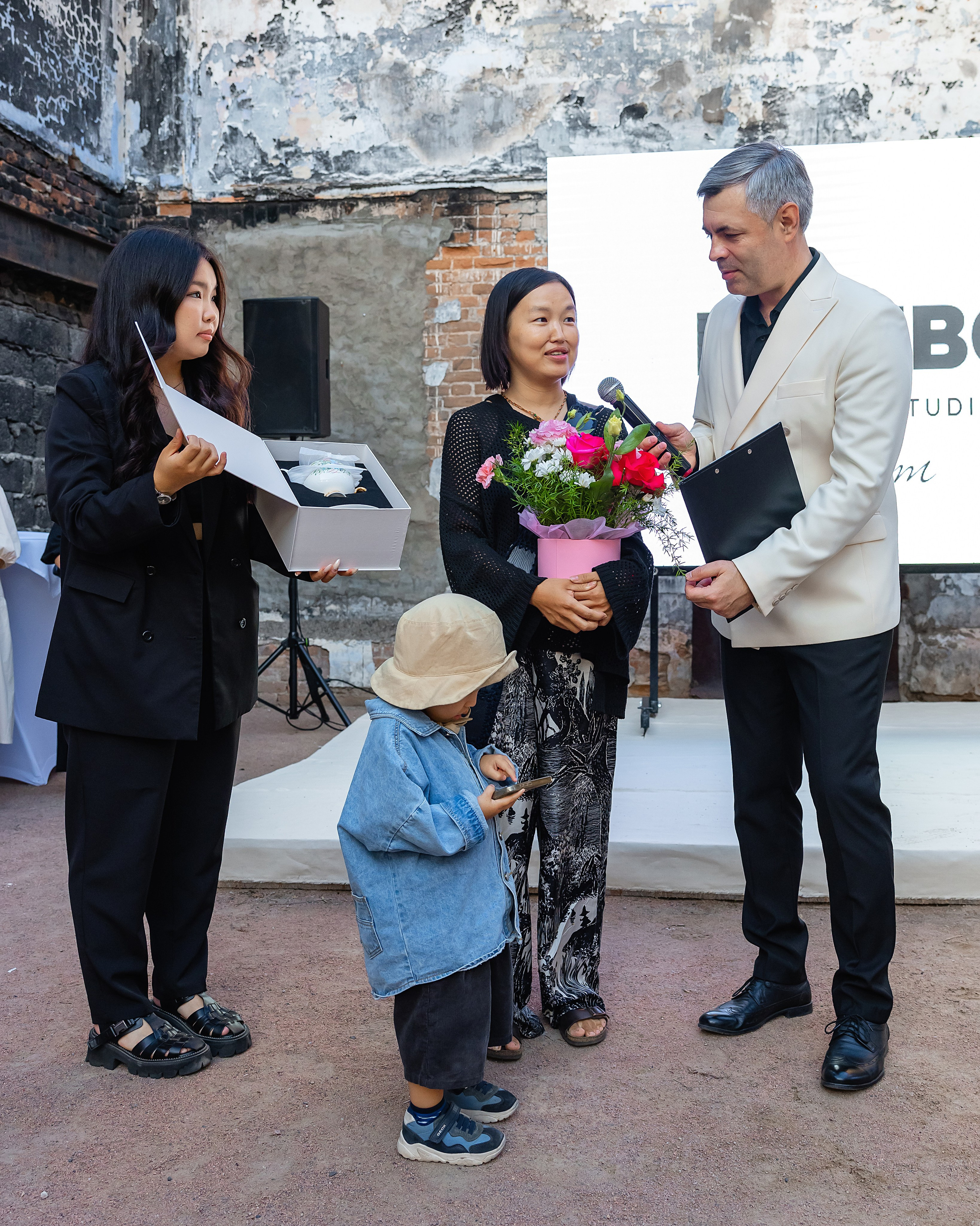 Юбилей компании «Домбо». Фотограф и видеограф в Улан-Удэ: Аюна Габагуева и Артём Шаханов