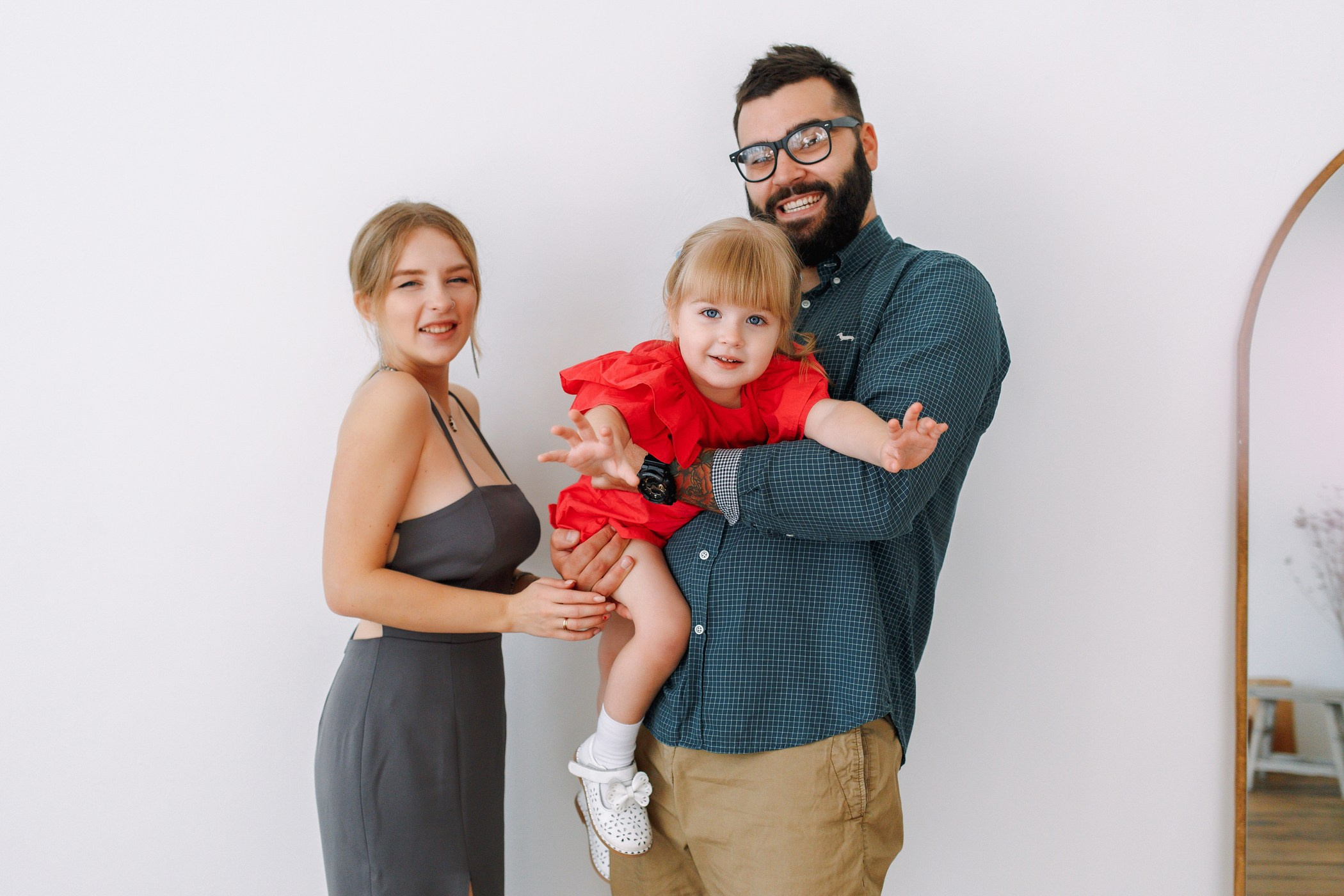 Алексей, Юля и Василиса. Семейный, репортажный, свадебный фотограф в Краснодаре Артур Александрин