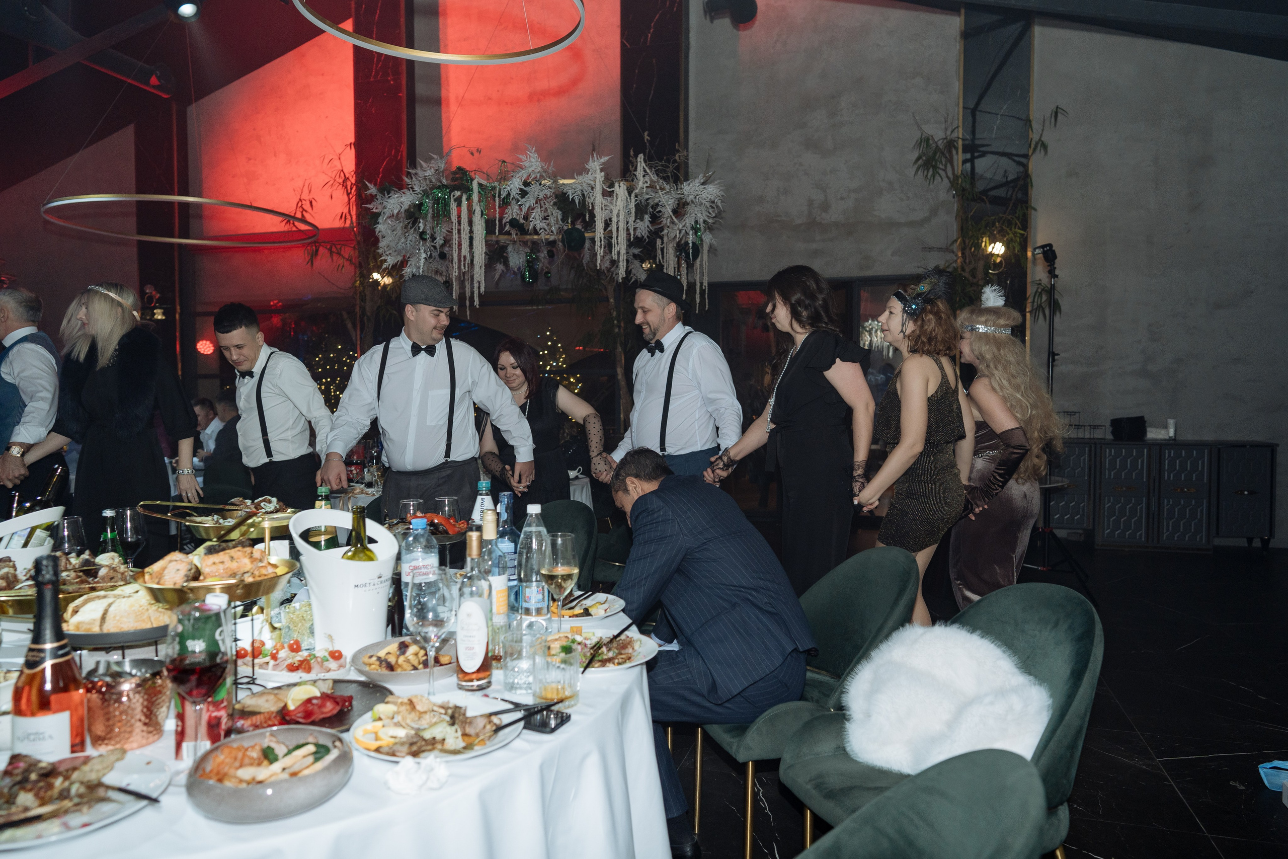 Альбион Тур