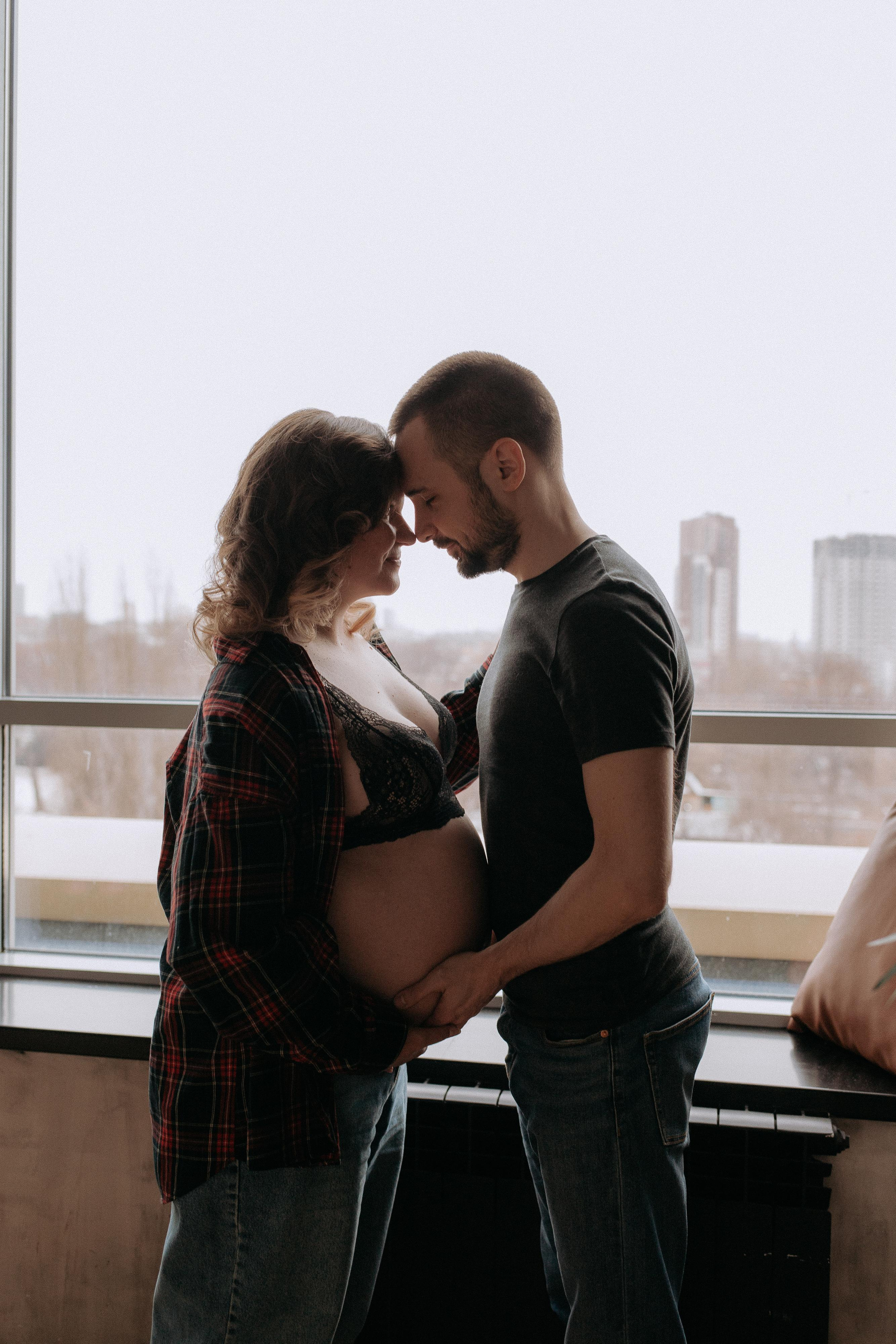 Лёша и Оля в ожидании