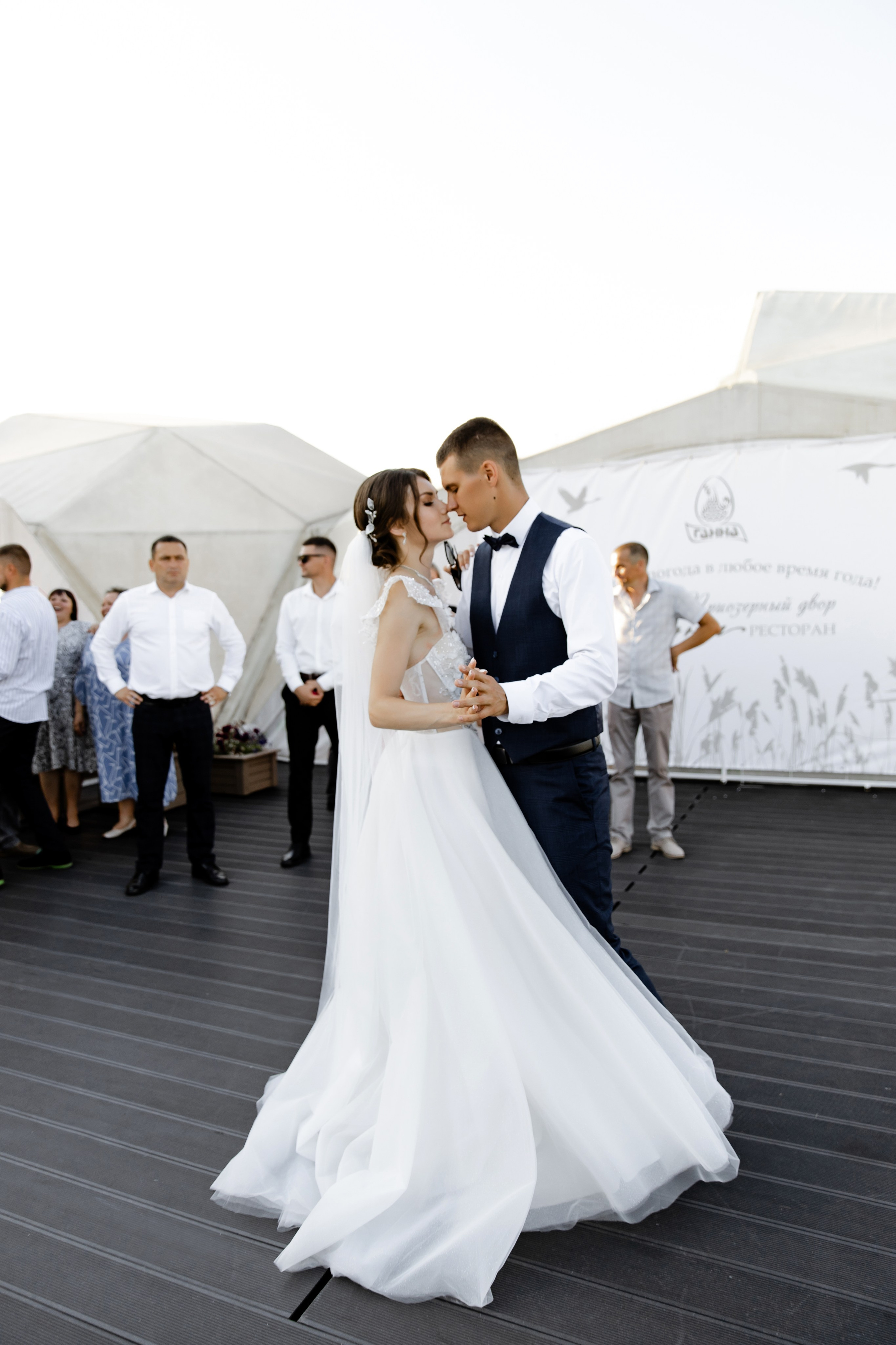 Свадебный день Влада и Кристины. Свадебный фотограф Анна Бабахина