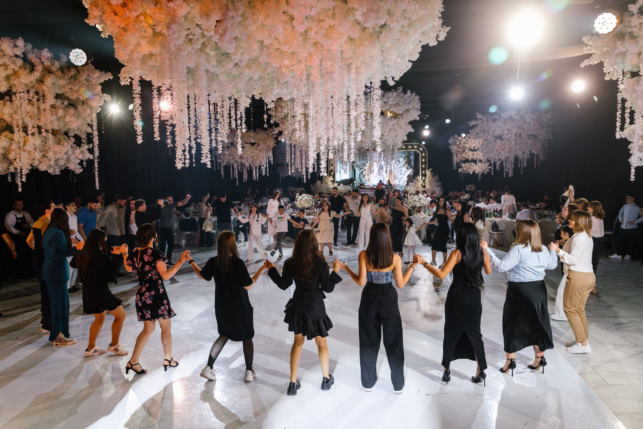 Второй день свадьбы Валерий и Виктория. Свадебный фотограф в Пятигорске и КМВ Софья Аджикеримова