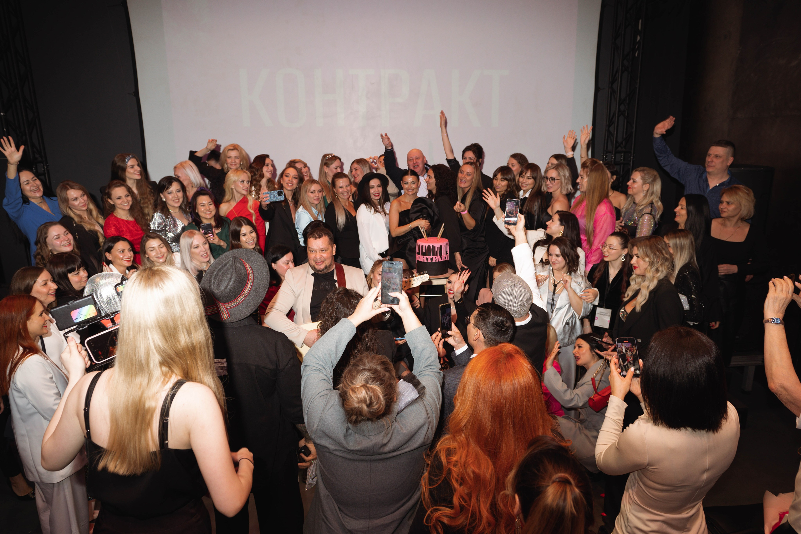 Контракт Анны Горобец. Контент-фотограф Москва репортажный фотограф Настя Профото