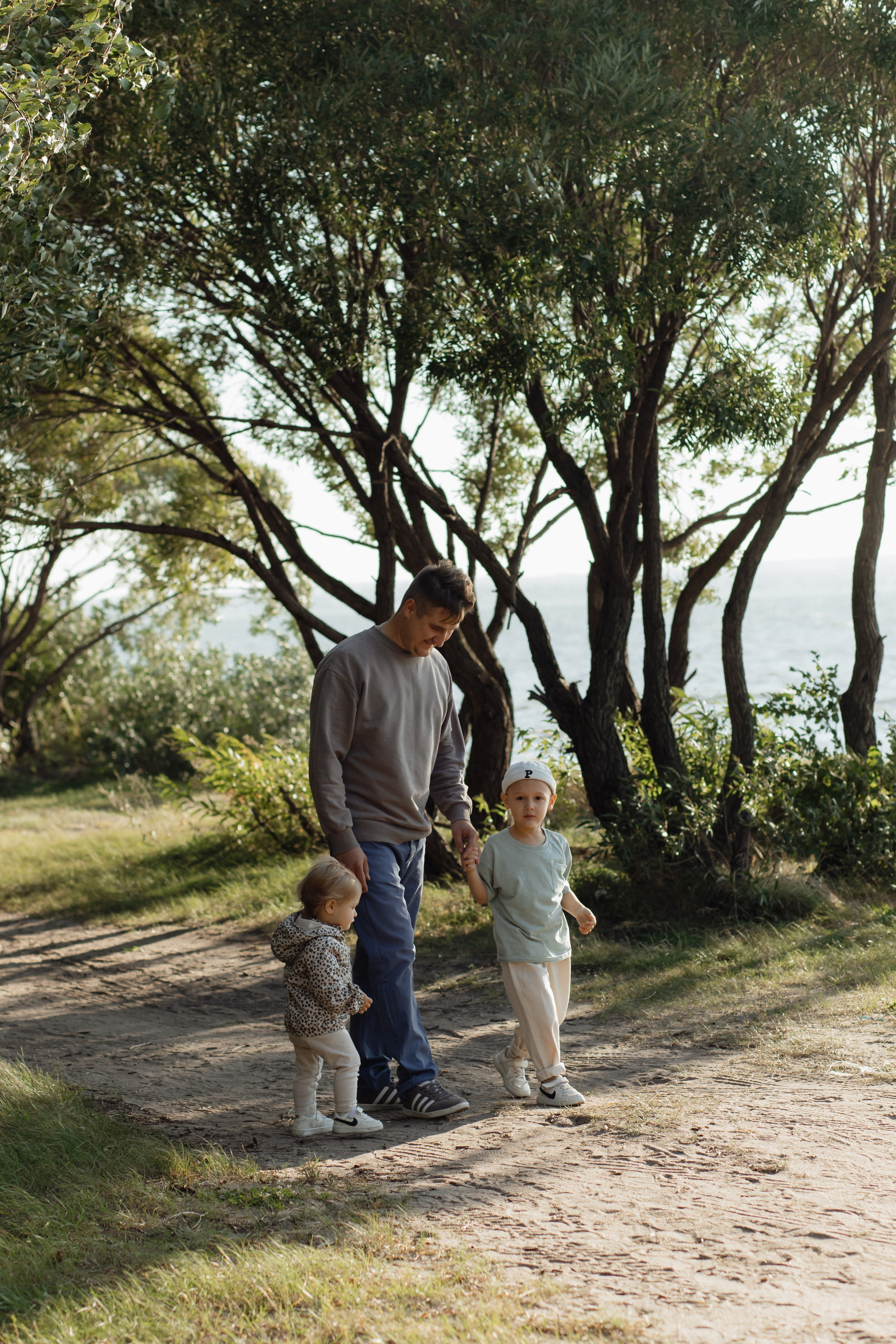 На берегу. Семейный и свадебный фотограф в Челябинске Мария Леонтьева