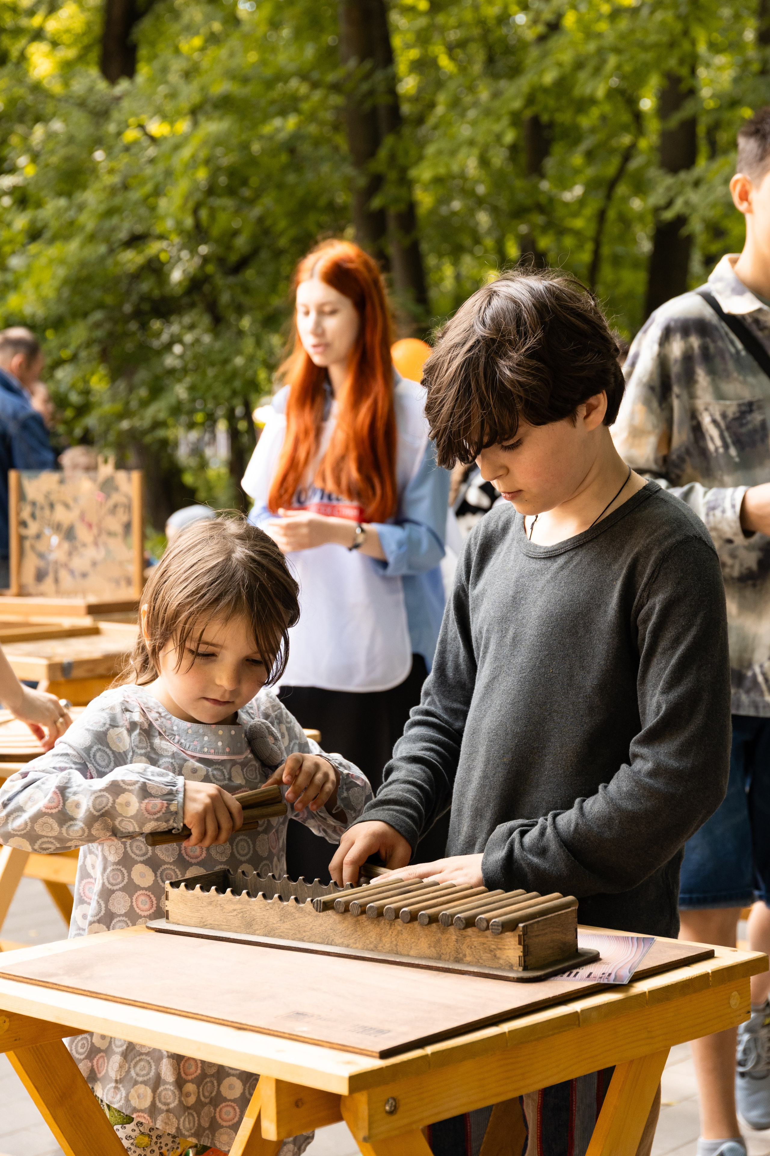 1 июня. День защиты детей и Фестиваль МногоЮность. Выпускные фотоальбомы в Москве и Московской области