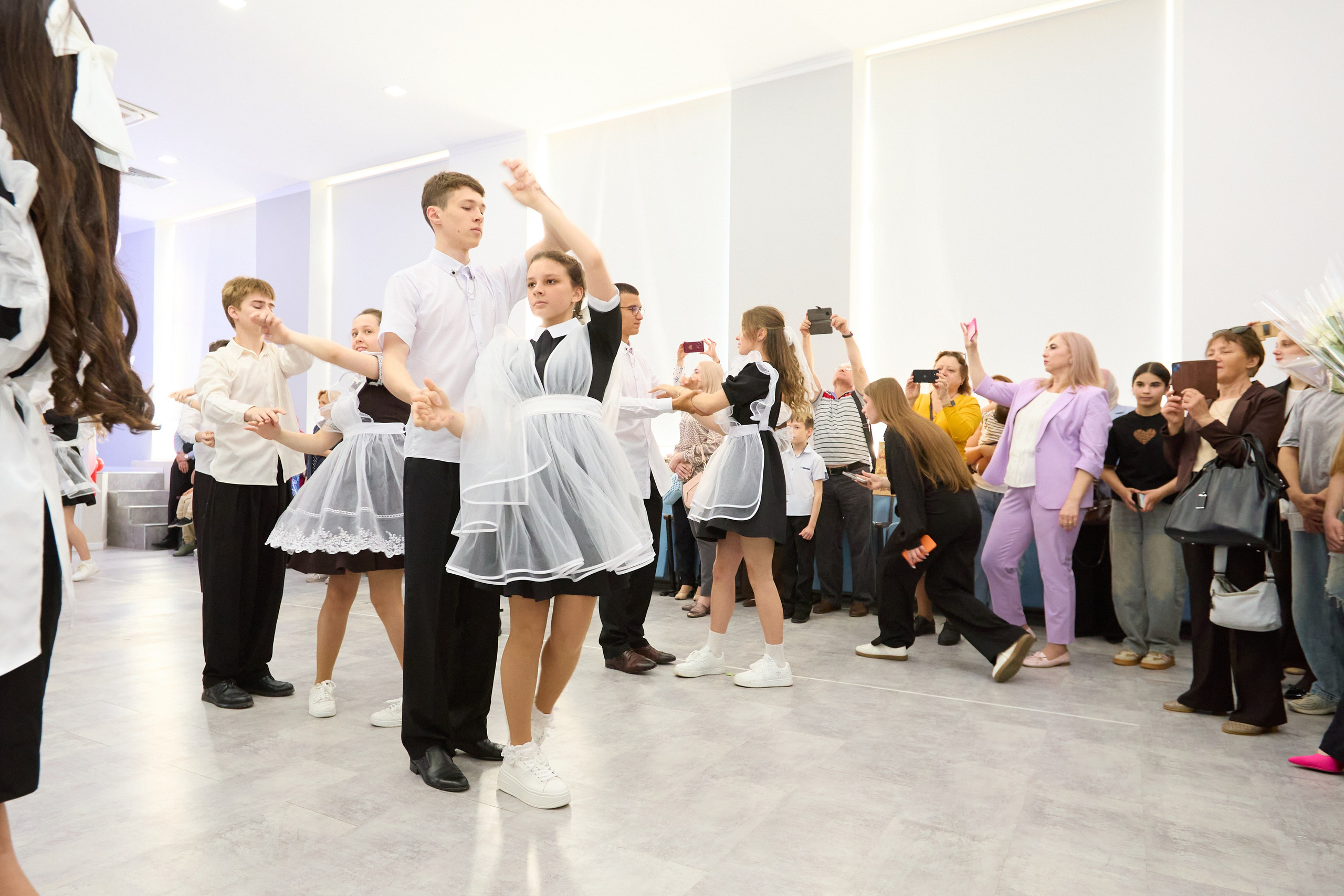 Последний звонок 6 шк 11А Саки. Фотограф в Крыму Светлана Викулова