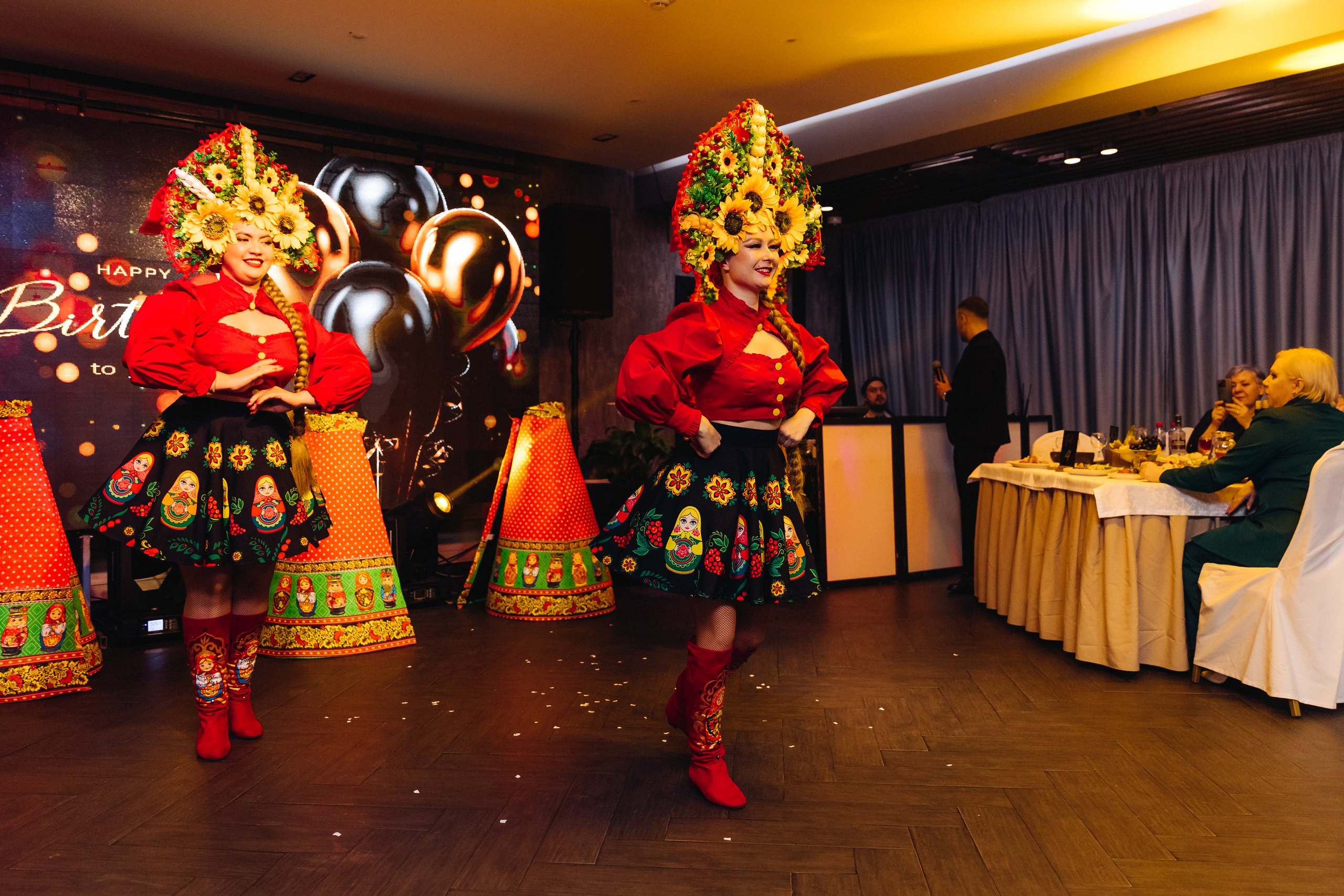 Юбилей в ресторане Вояж. Свадебный и семейный фотограф в Улан-Удэ